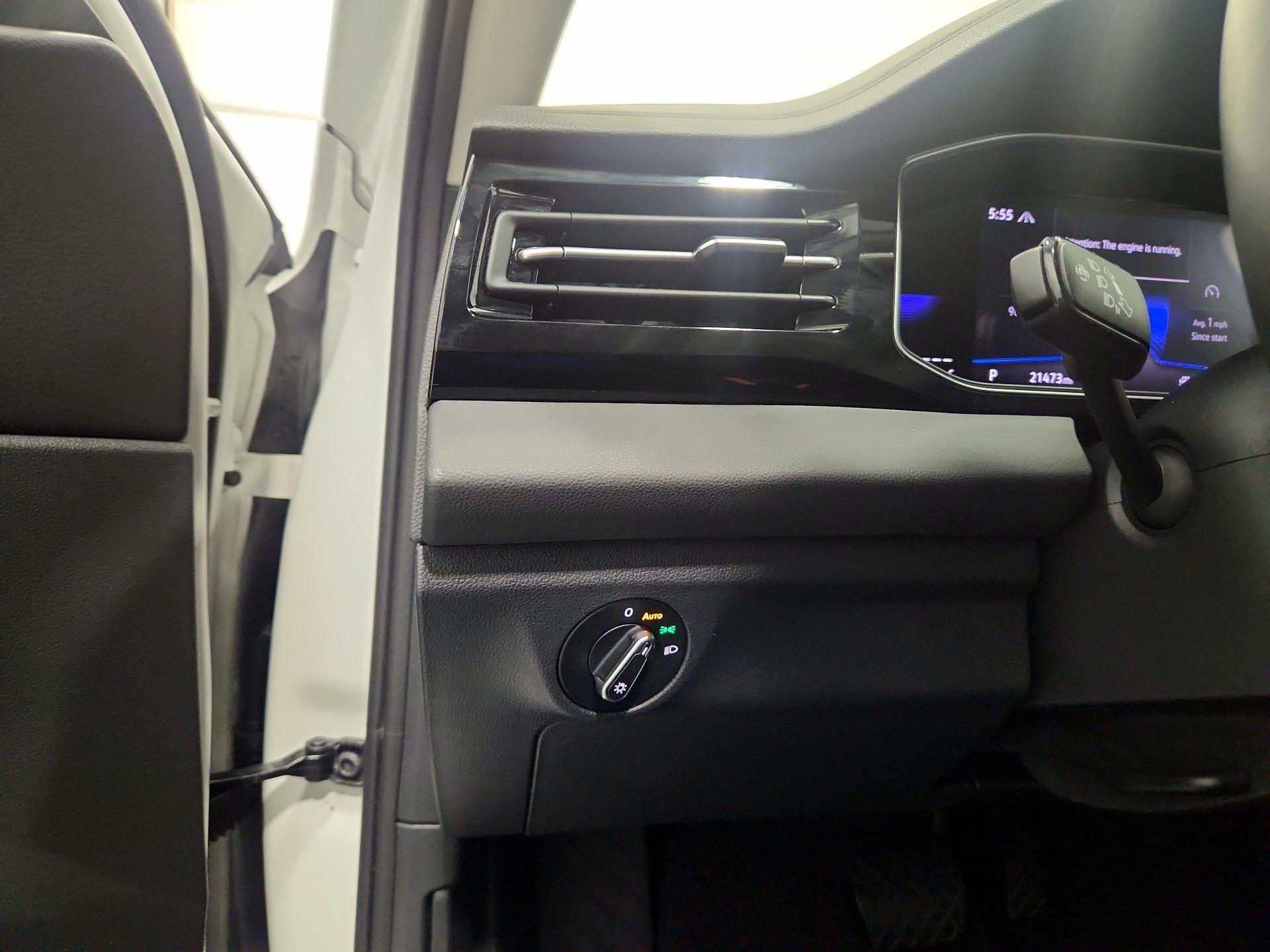 Thumbnail: 2025 Volkswagen Jetta - 13