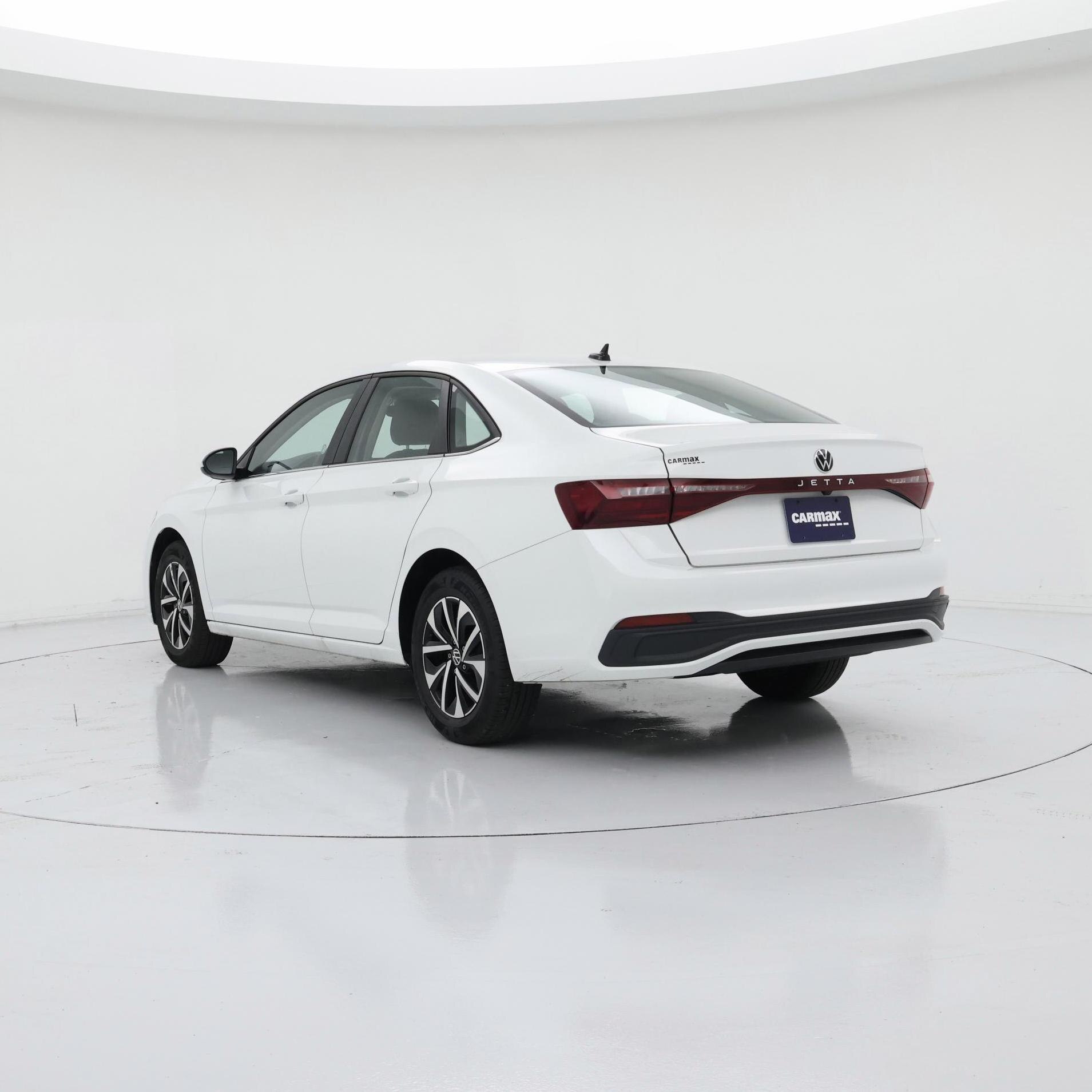 Thumbnail: 2025 Volkswagen Jetta - 2