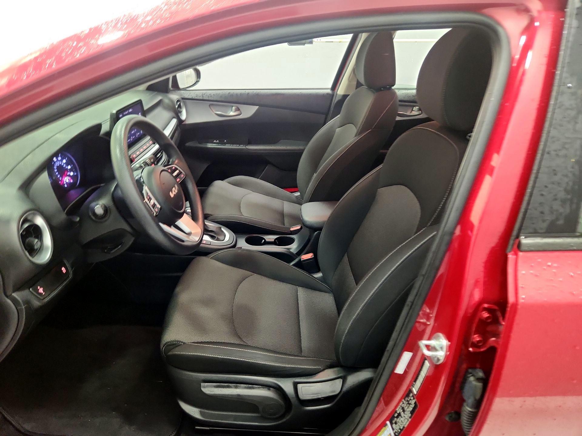 Thumbnail: 2024 Kia Forte - 11