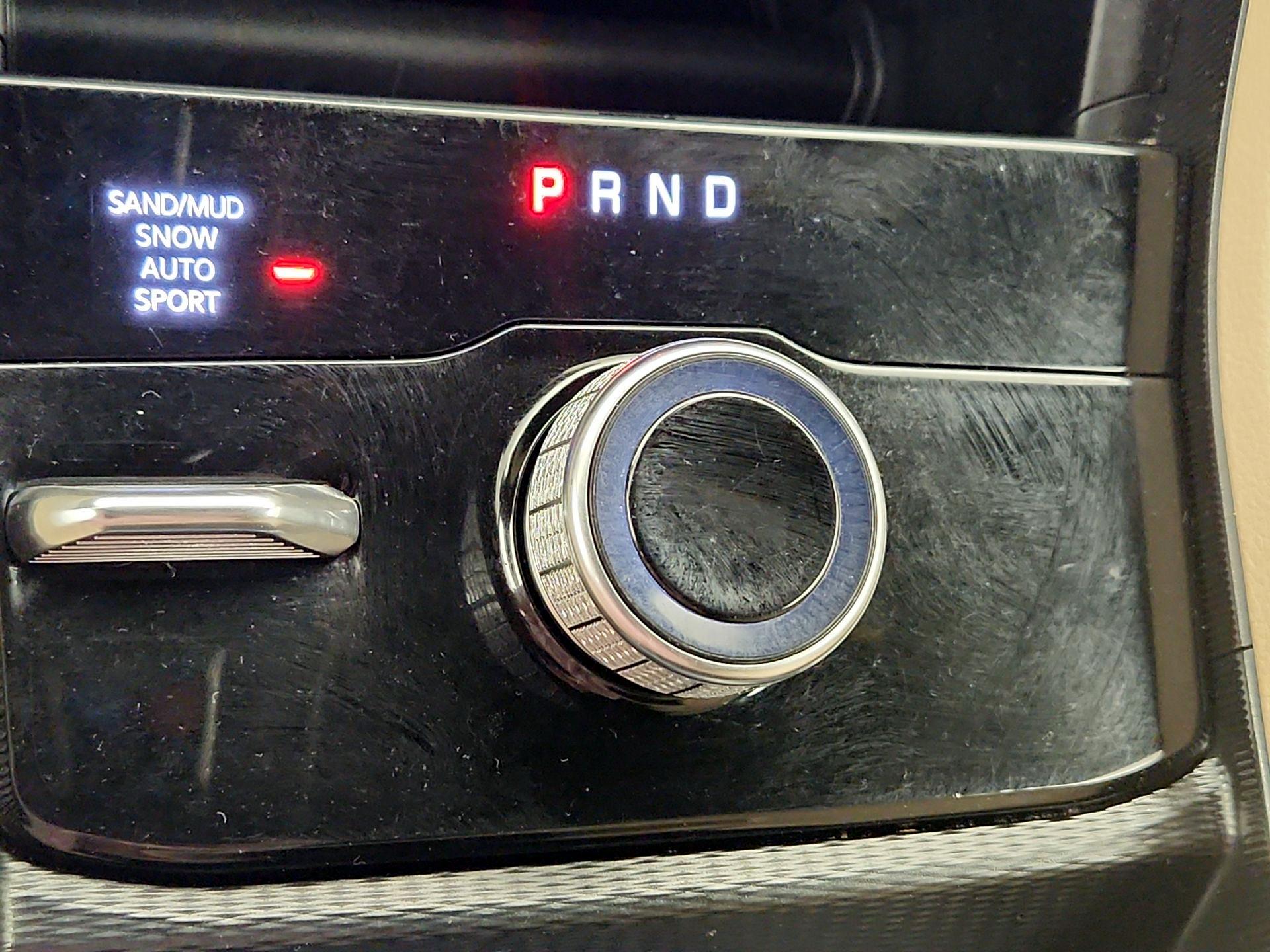 Thumbnail: 2024 Jeep Grand Cherokee L - 16