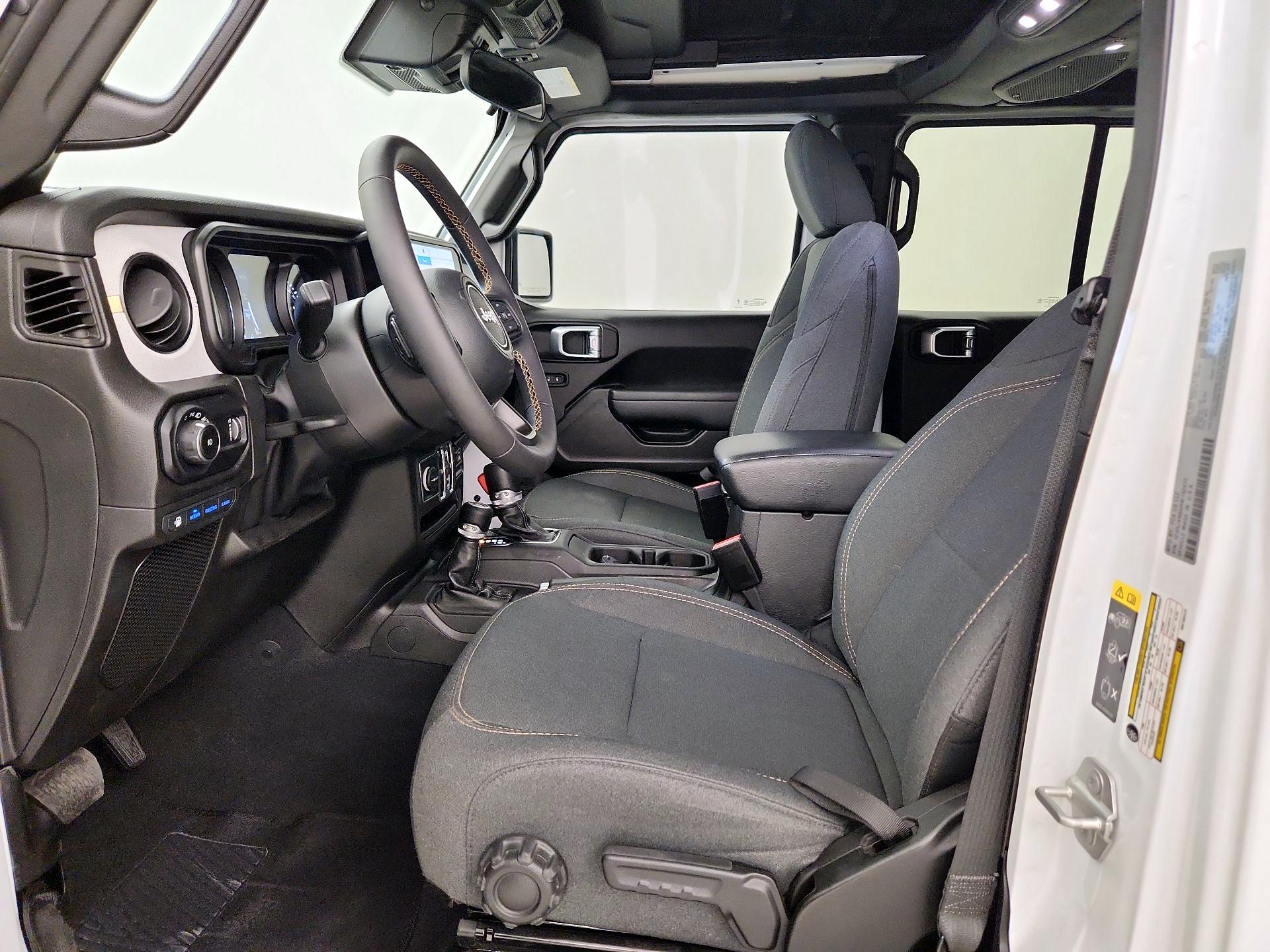 Thumbnail: 2024 Jeep Wrangler - 9