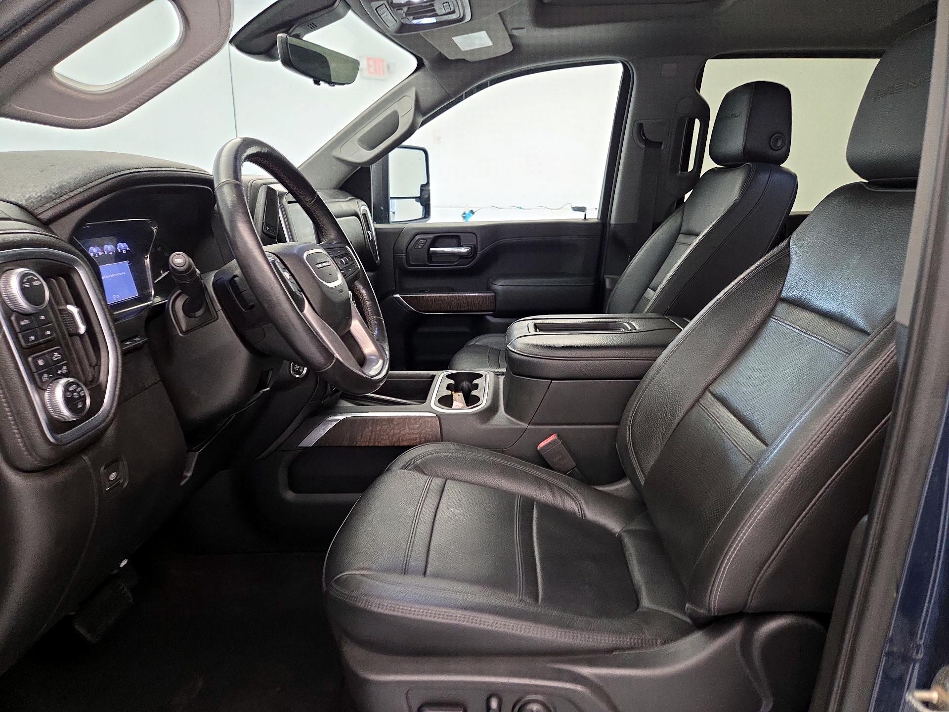 Thumbnail: 2020 GMC Sierra 2500 - 11
