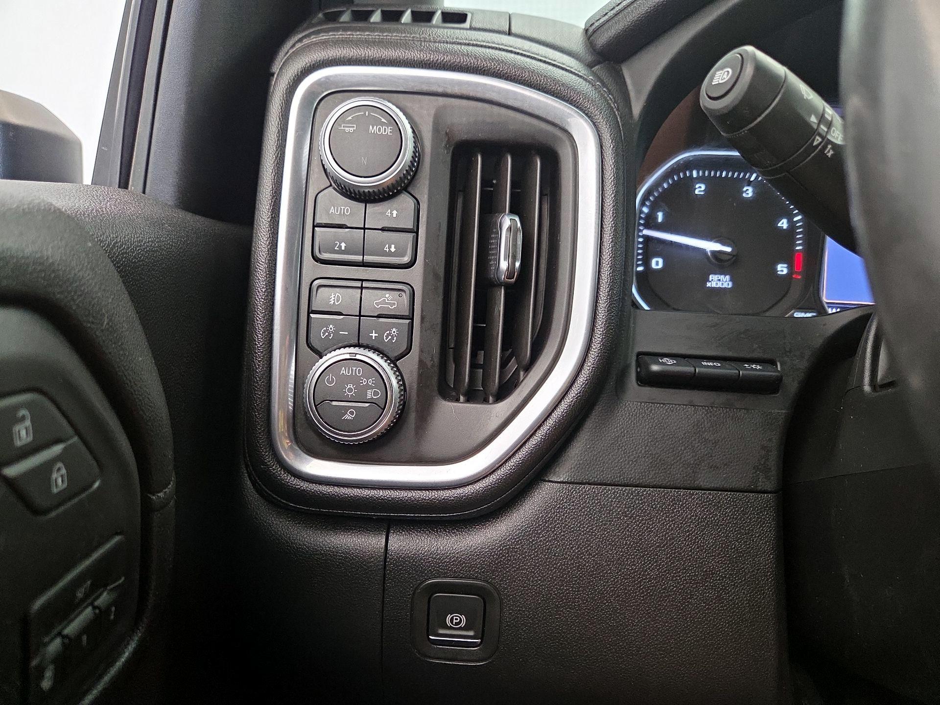 Thumbnail: 2020 GMC Sierra 2500 - 13