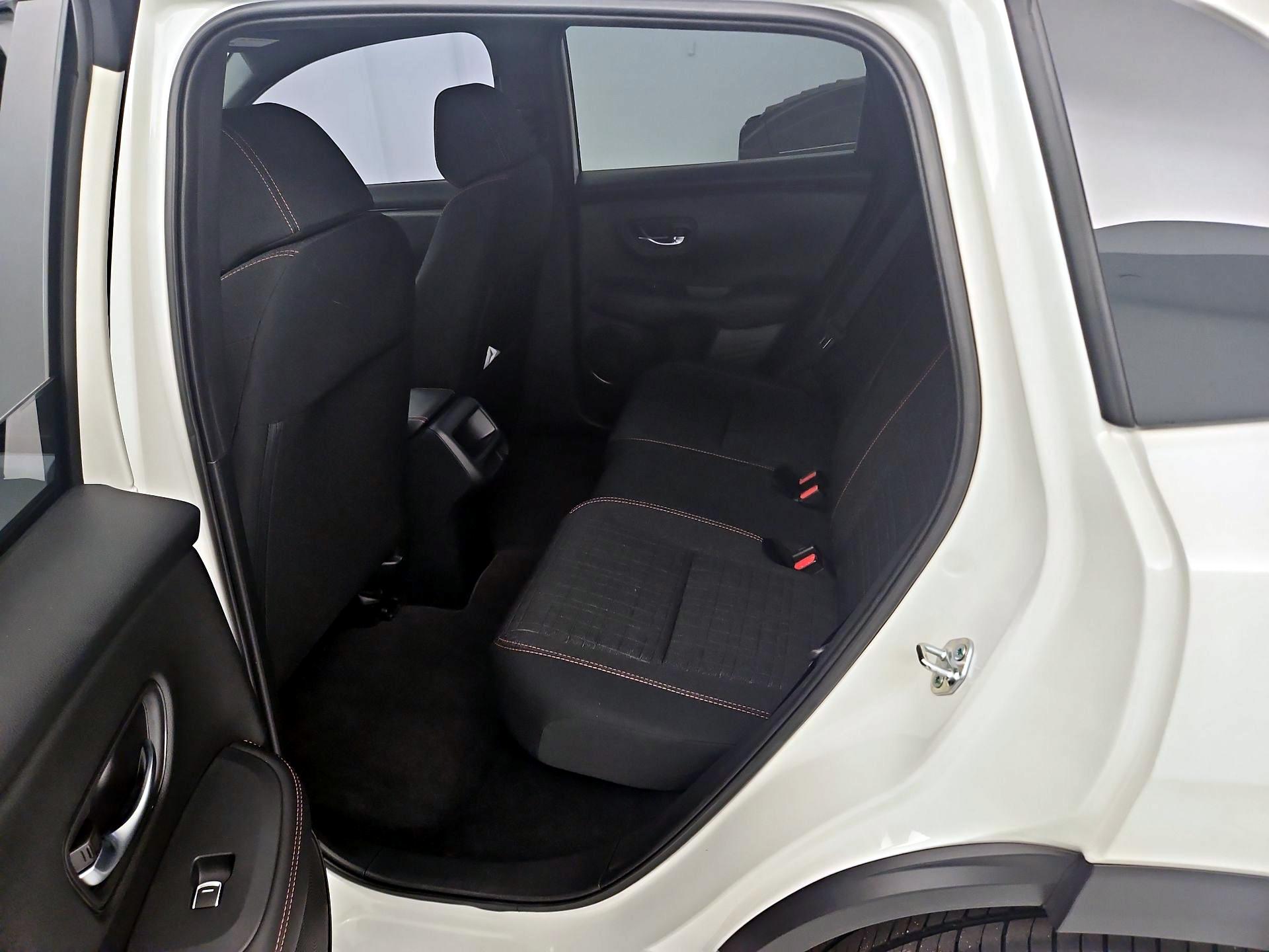 Thumbnail: 2025 Honda HR-V - 19