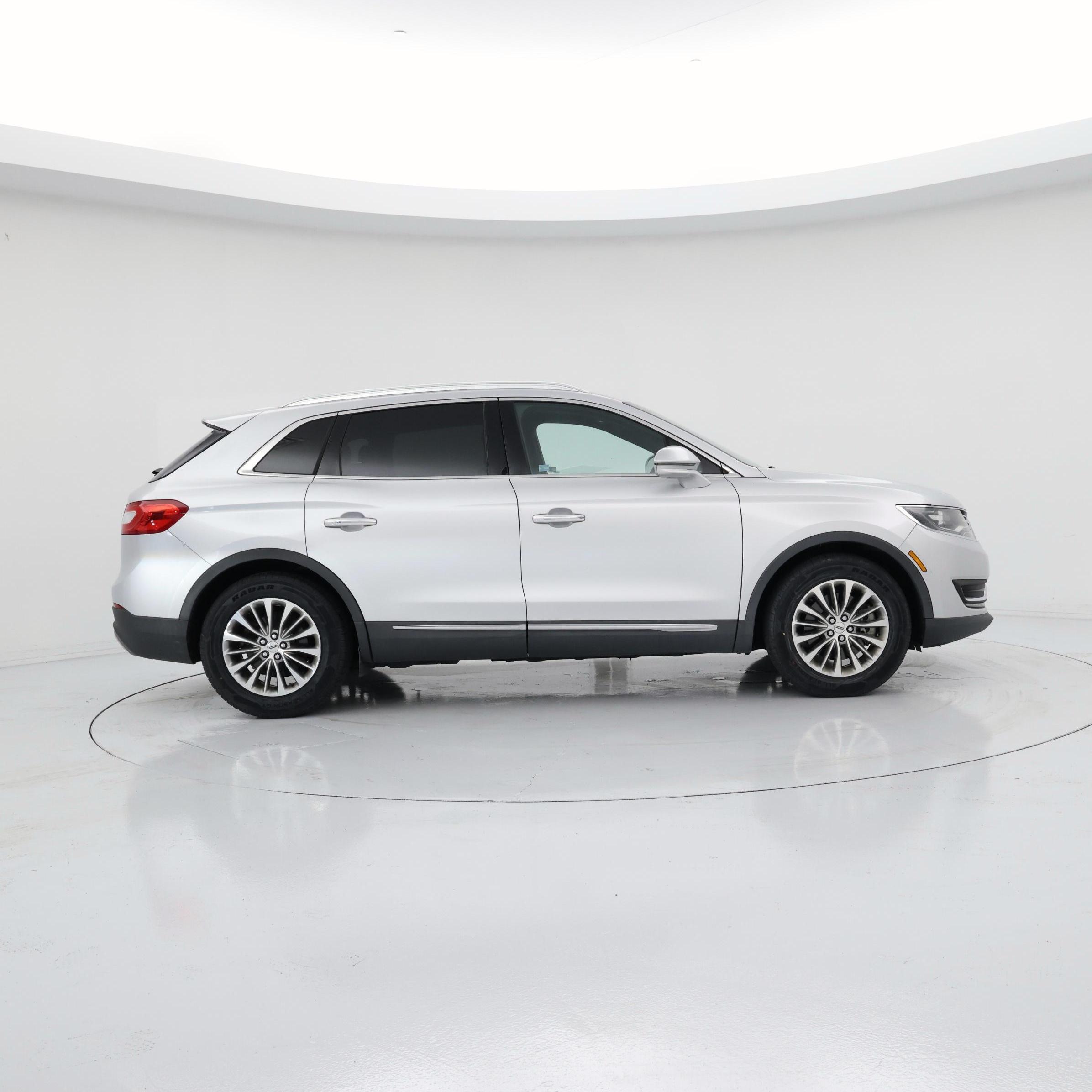 Thumbnail: 2016 Lincoln MKX - 7