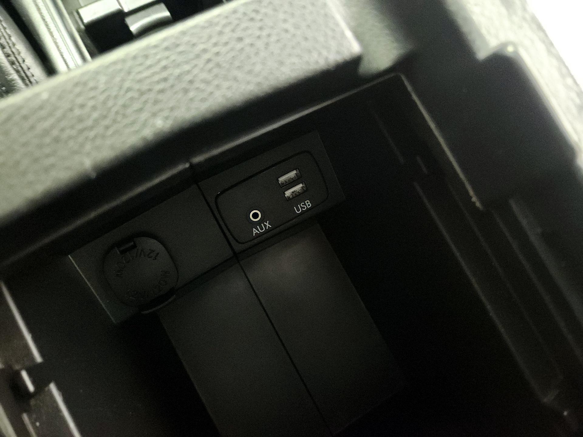 Thumbnail: 2017 Subaru Forester - 18