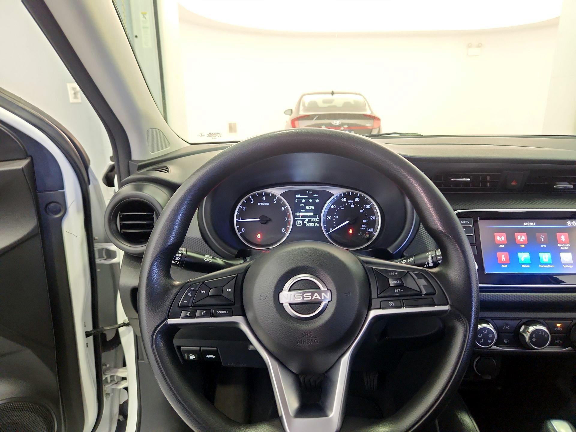 Thumbnail: 2022 Nissan Kicks - 10