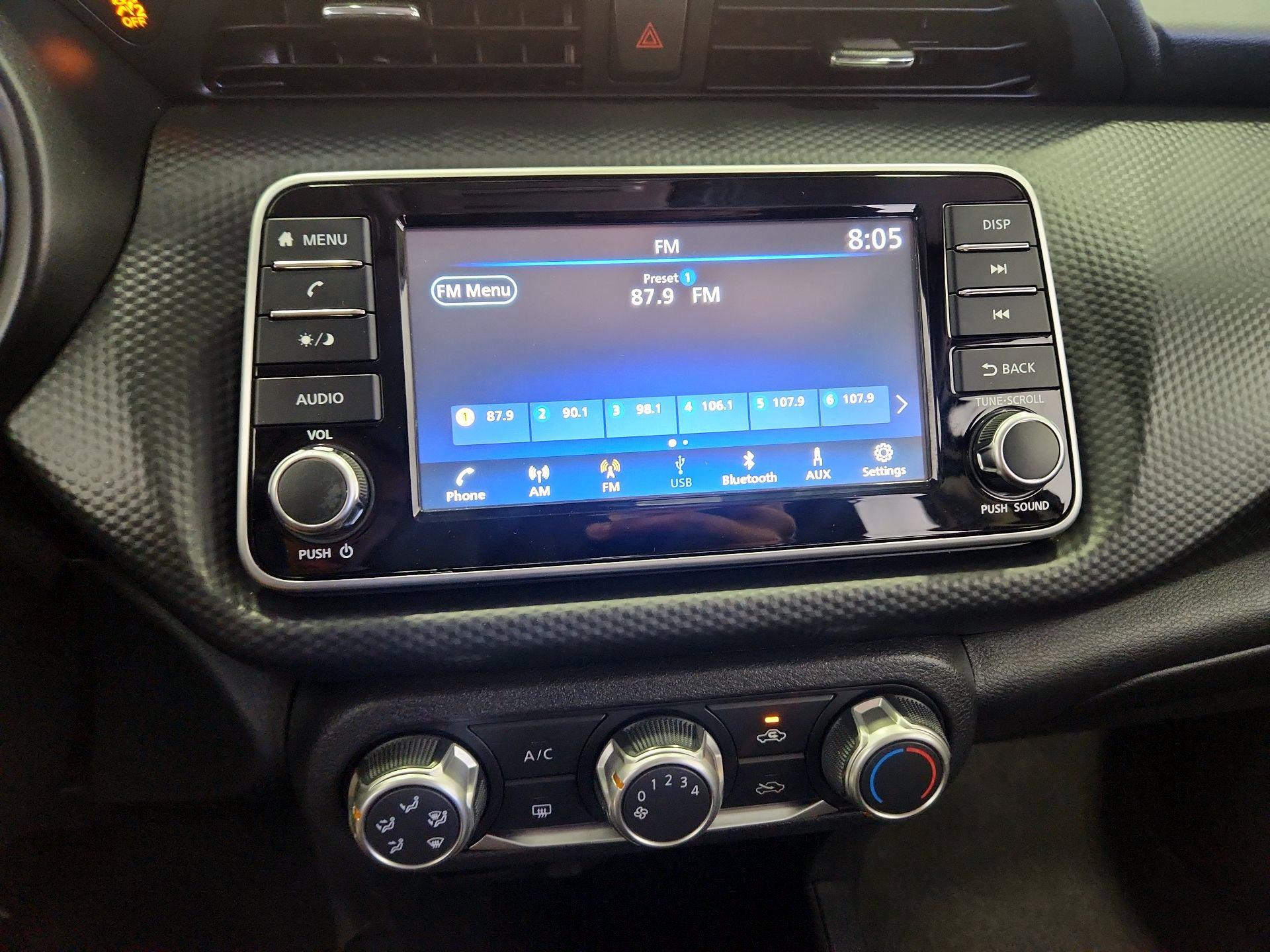 Thumbnail: 2022 Nissan Kicks - 15