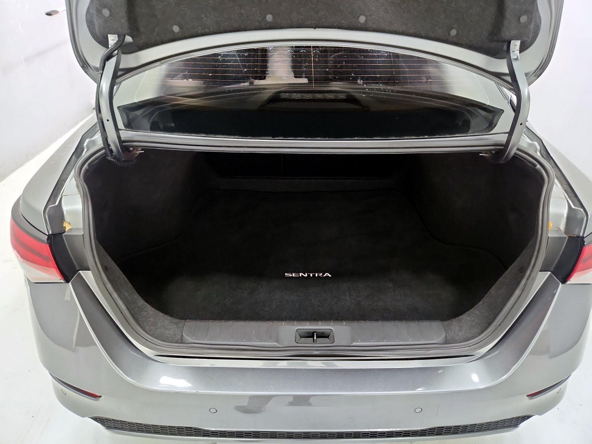 Thumbnail: 2024 Nissan Sentra - 20