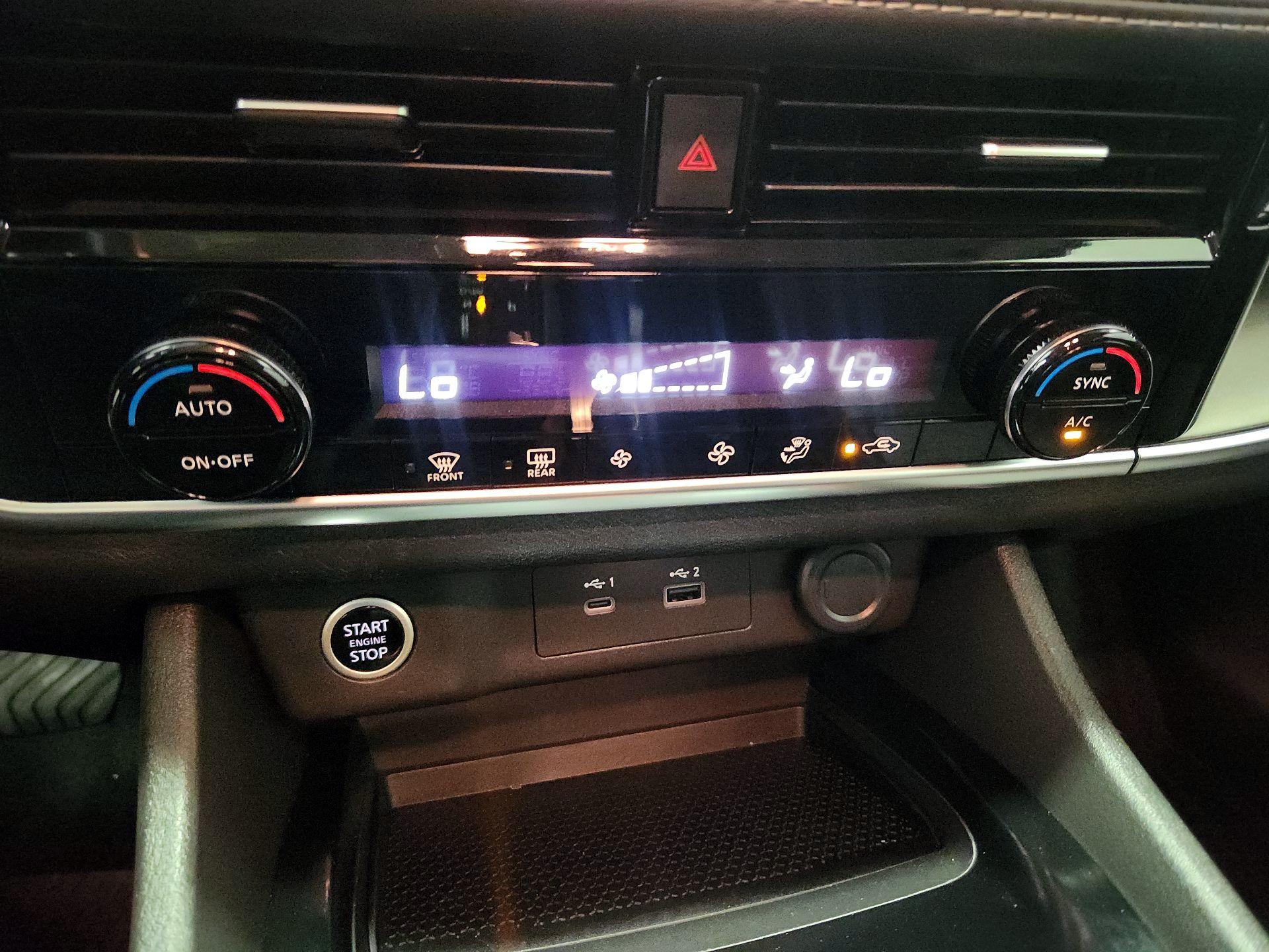 Thumbnail: 2021 Nissan Rogue - 16