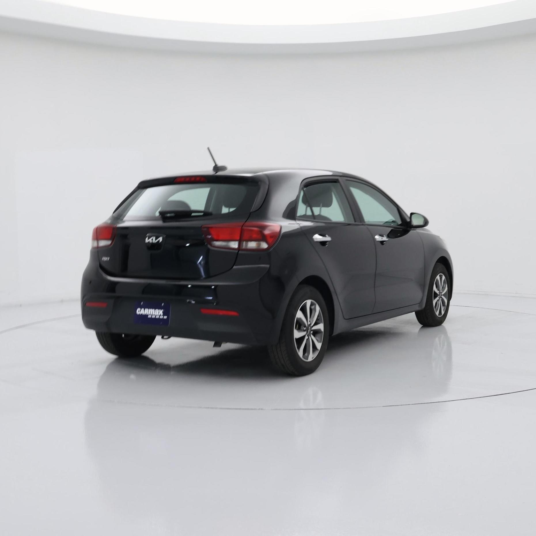 Thumbnail: 2023 Kia Rio - 8