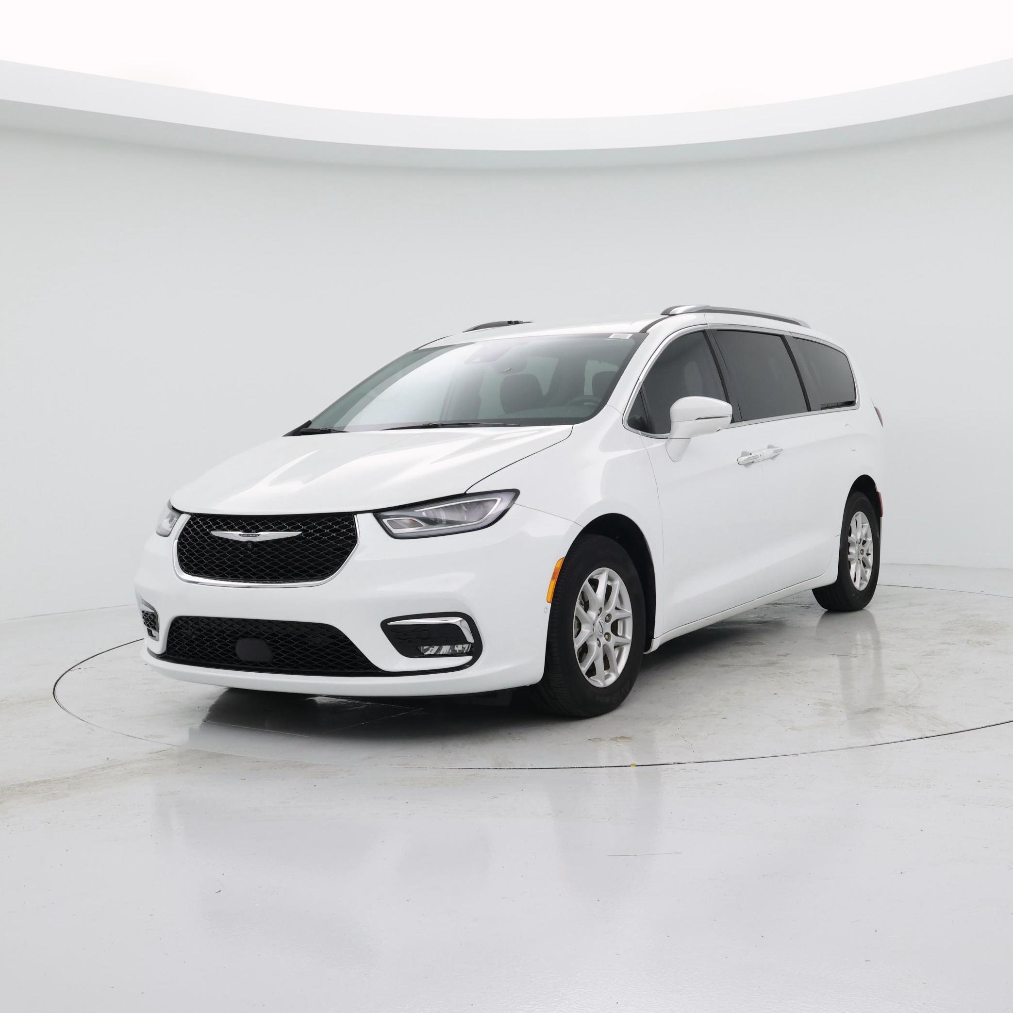 Thumbnail: 2021 Chrysler Pacifica - 4