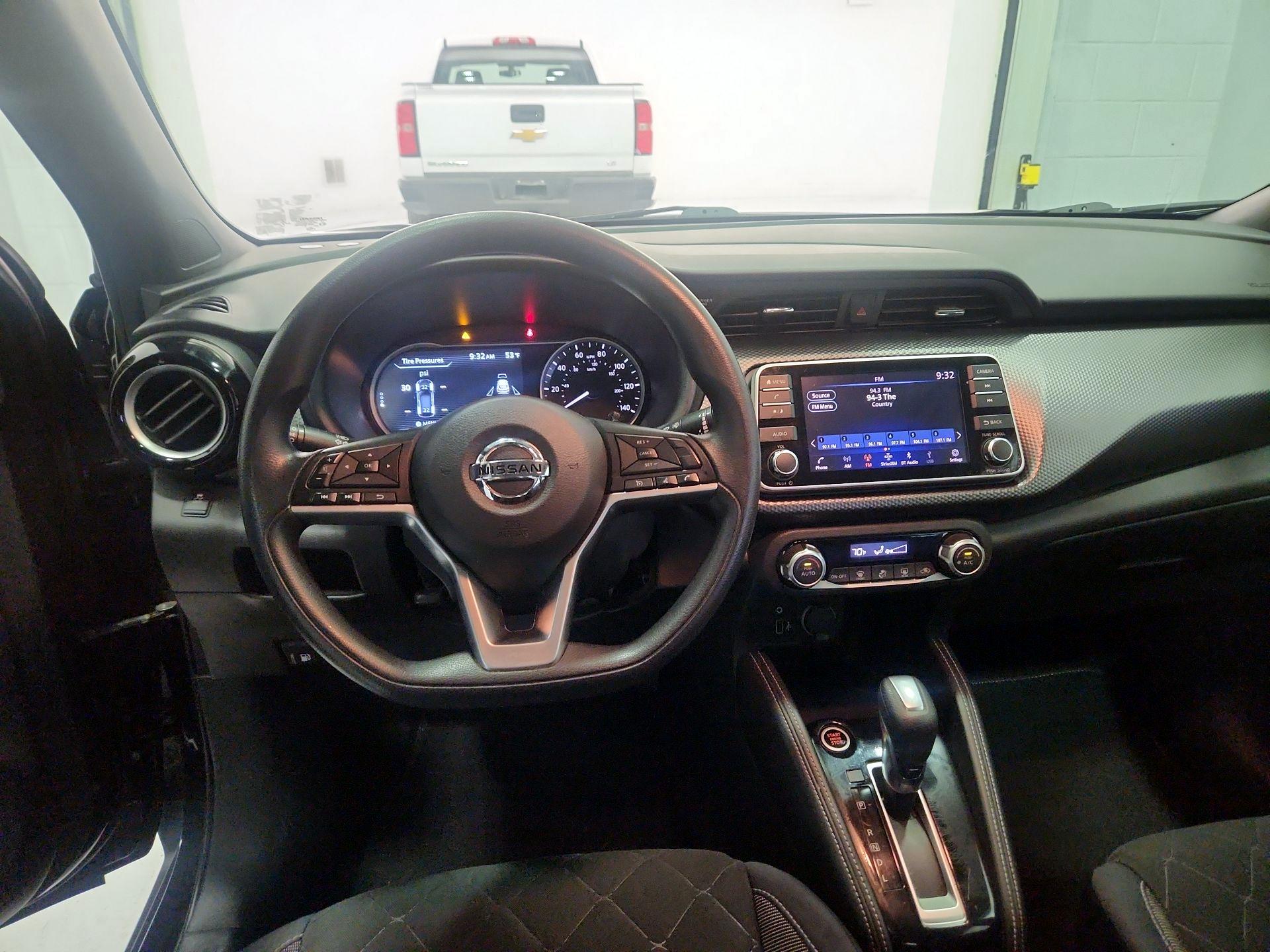 Thumbnail: 2018 Nissan Kicks - 9