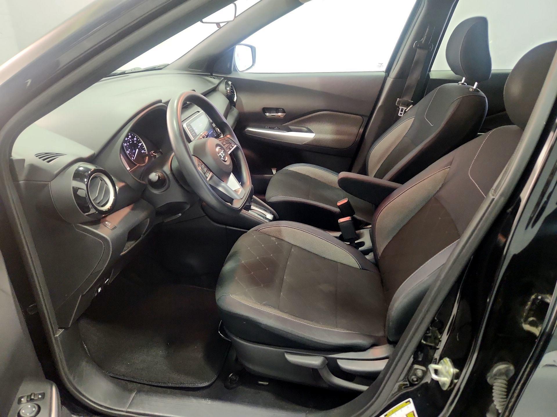 Thumbnail: 2018 Nissan Kicks - 11
