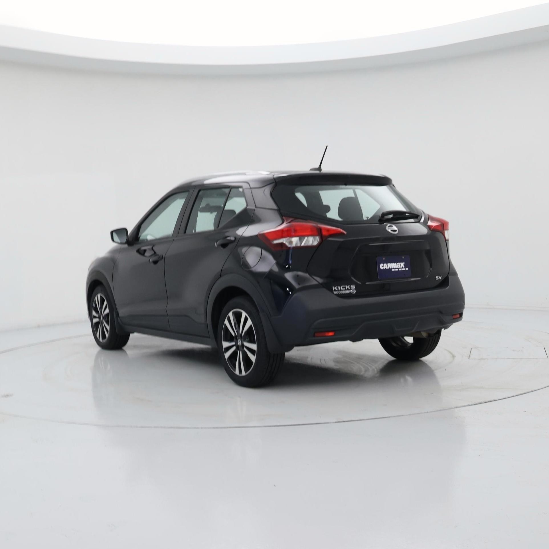 Thumbnail: 2018 Nissan Kicks - 2