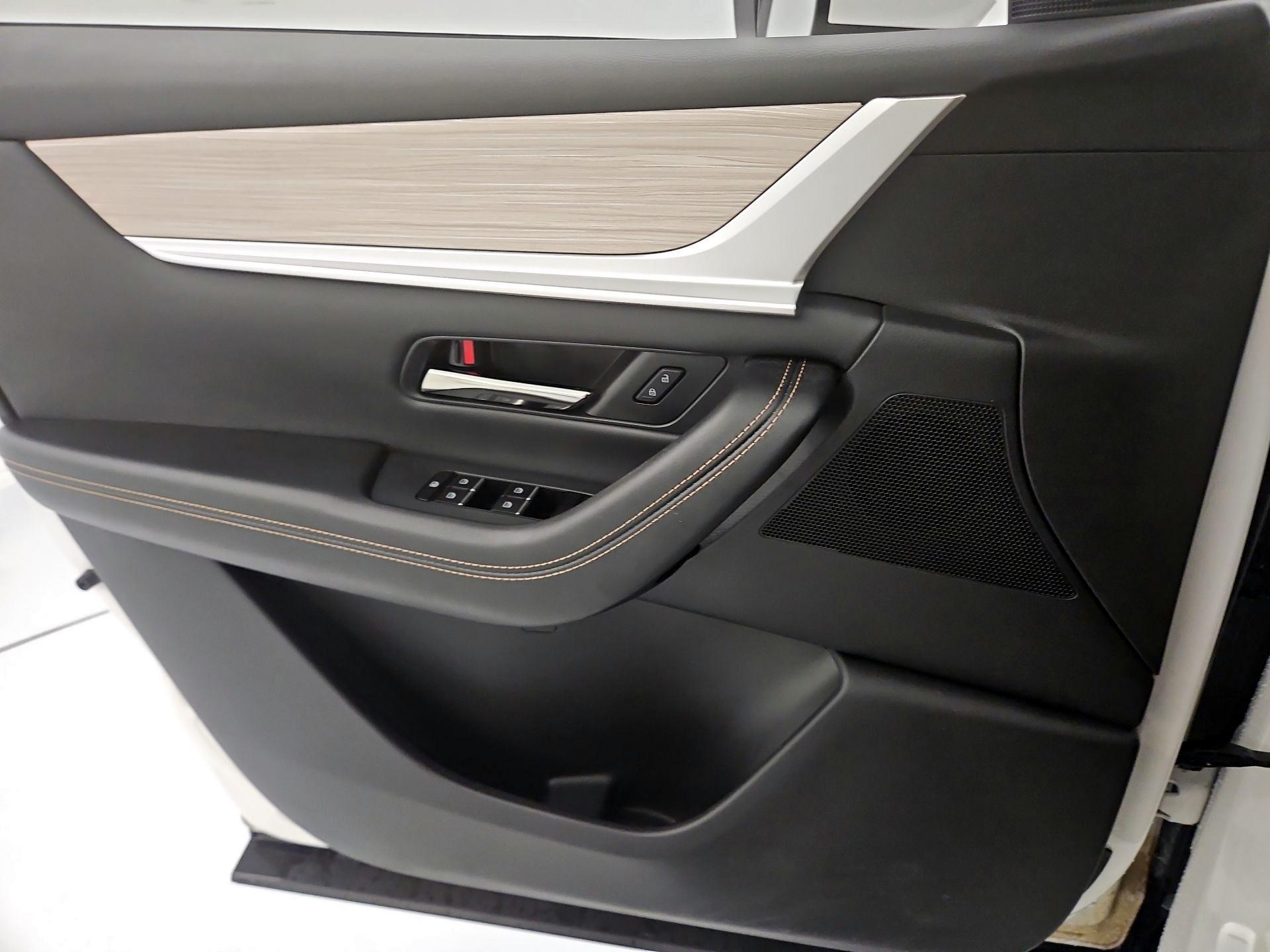 Thumbnail: 2024 Mazda CX-90 - 12