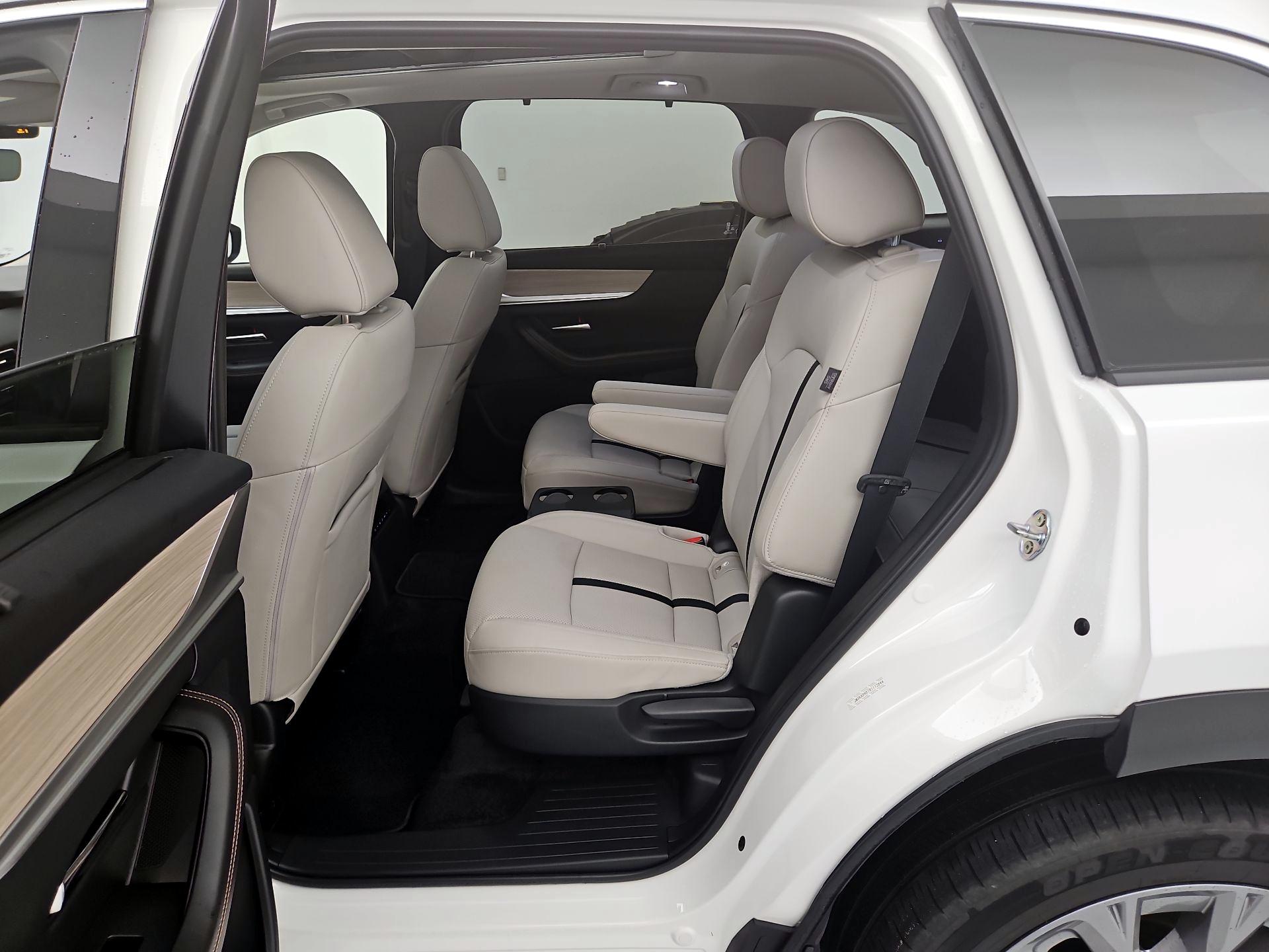 Thumbnail: 2024 Mazda CX-90 - 19