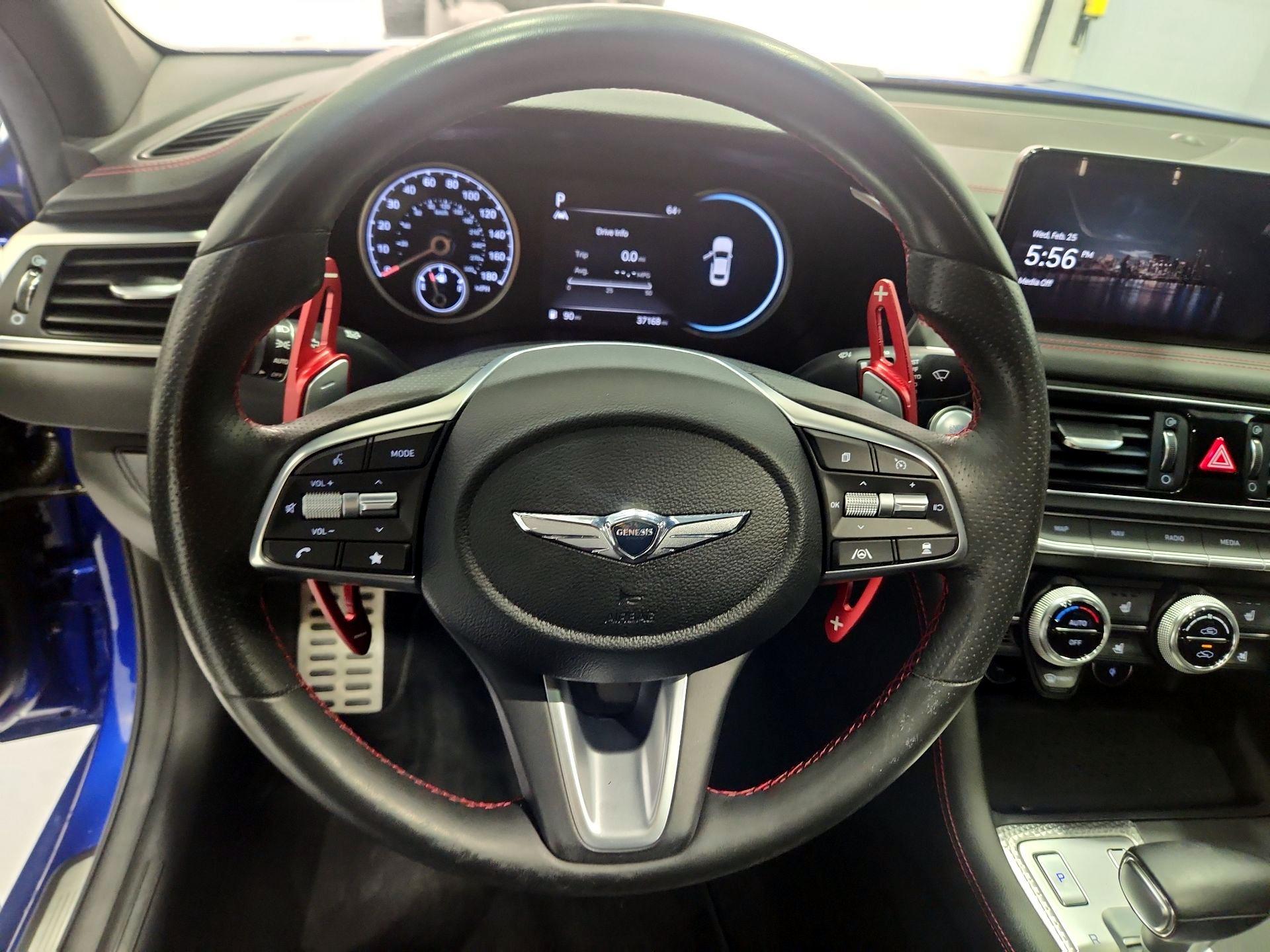 Thumbnail: 2022 Genesis G70 - 10