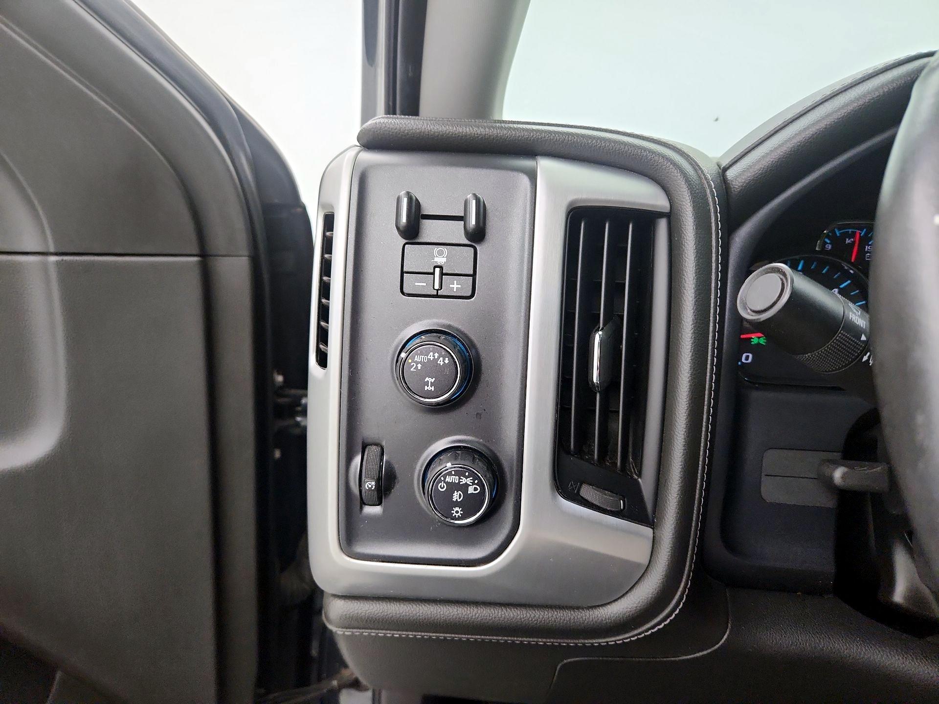 Thumbnail: 2017 GMC Sierra 1500 - 11