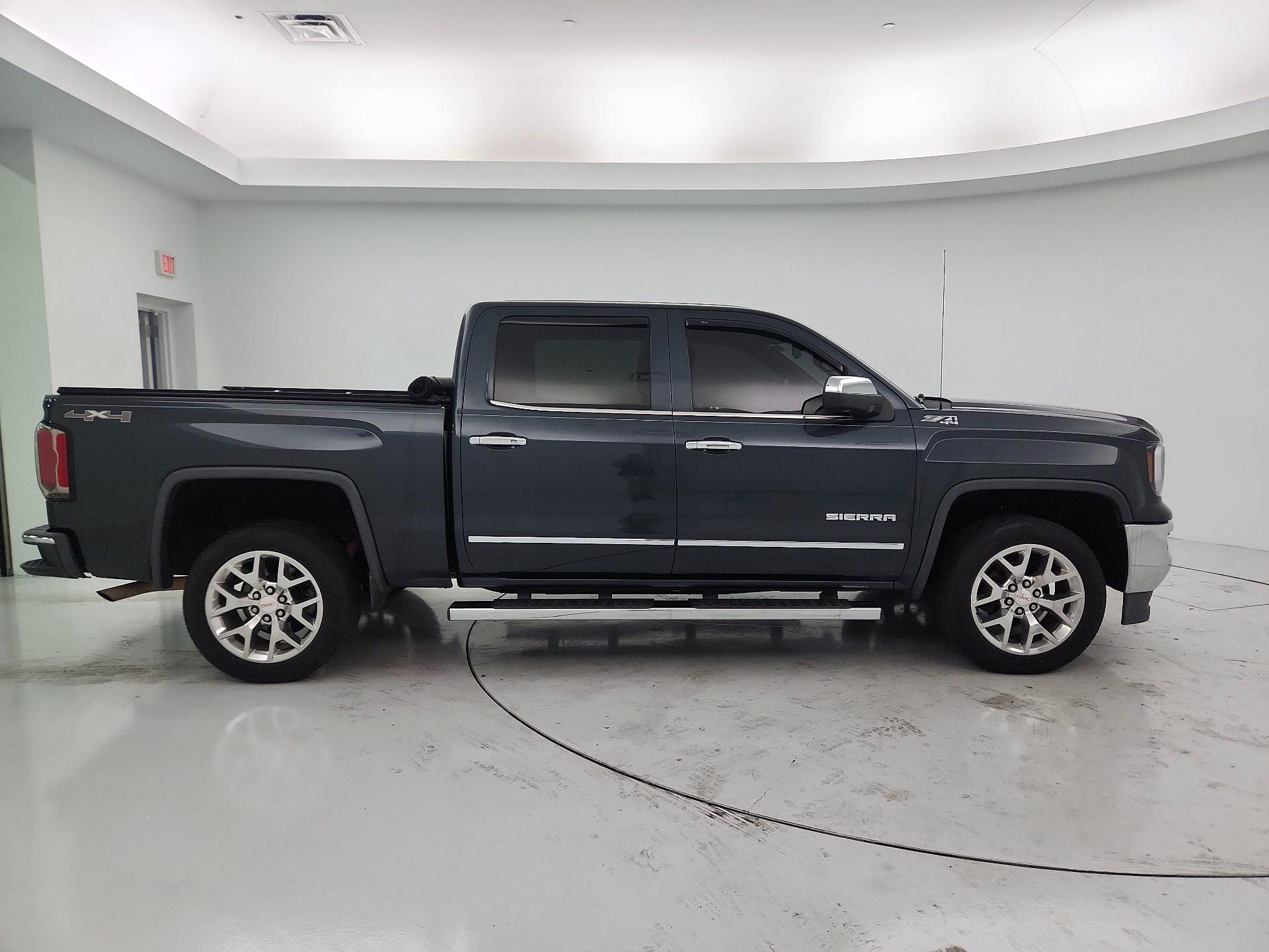 Thumbnail: 2017 GMC Sierra 1500 - 4