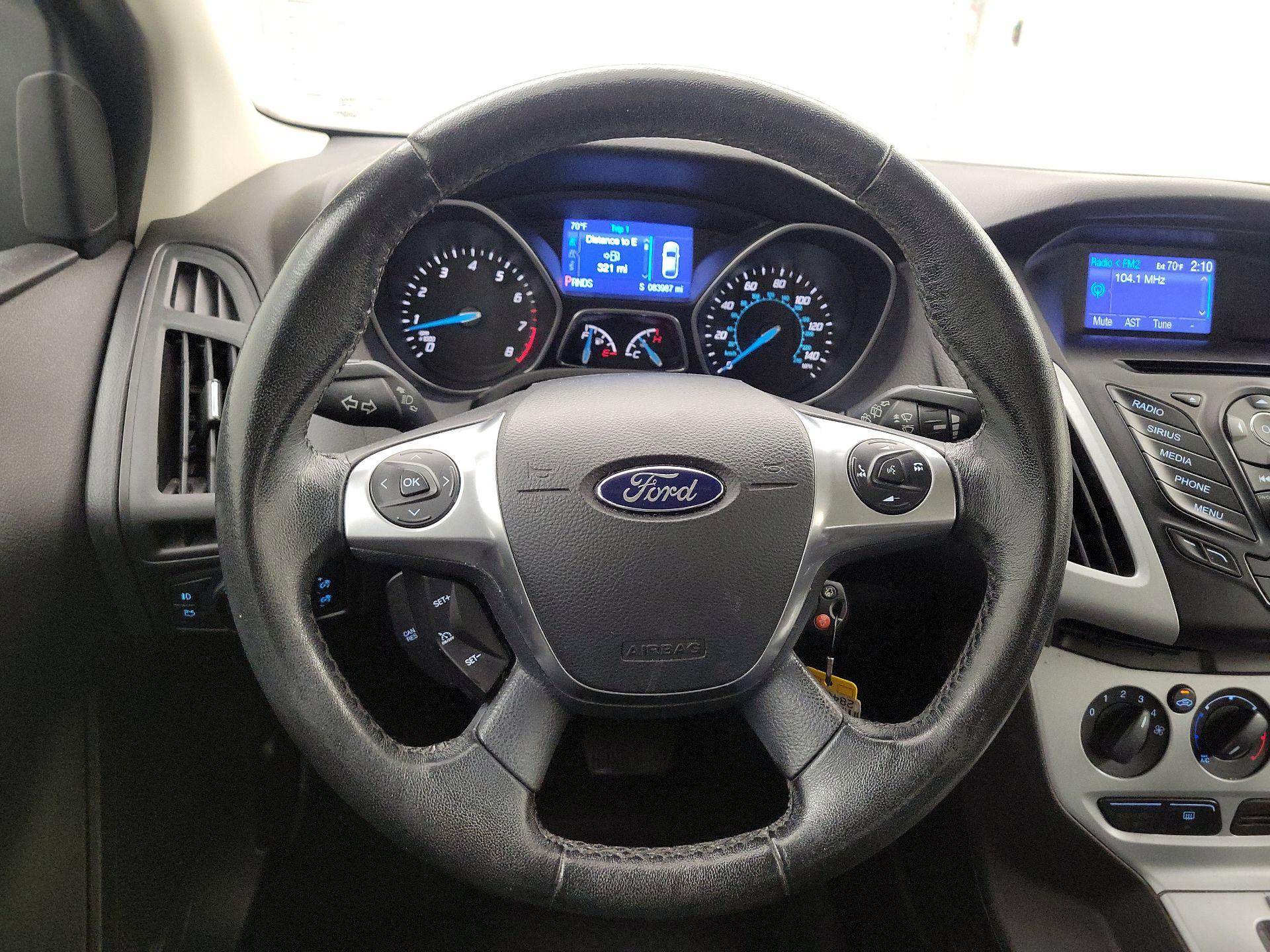 Thumbnail: 2014 Ford Focus - 10