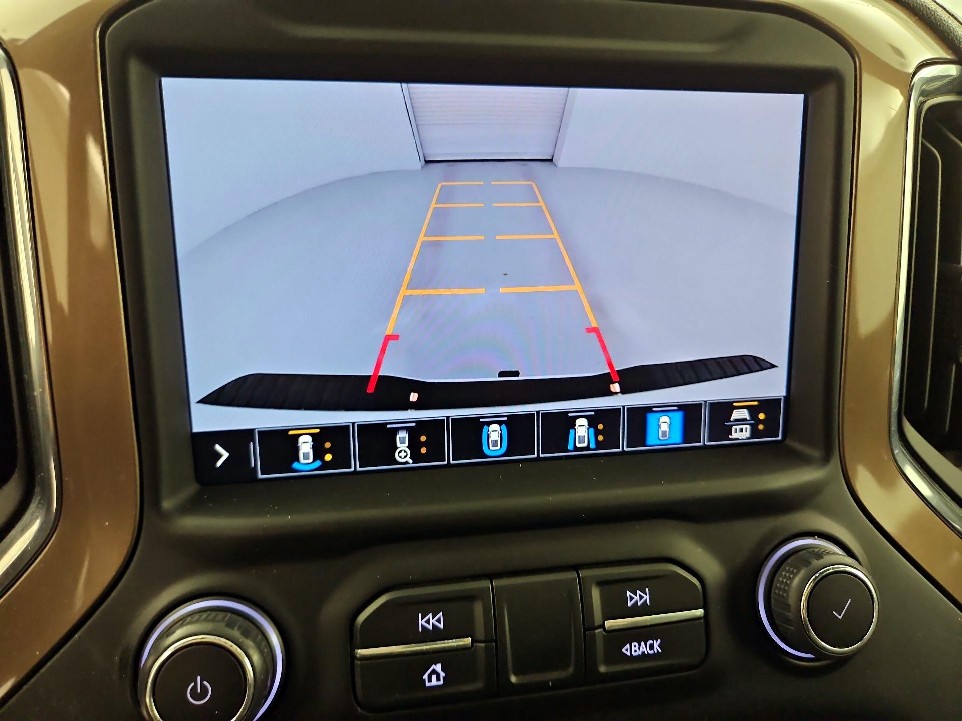 Thumbnail: 2023 Chevrolet Silverado 3500 - 15