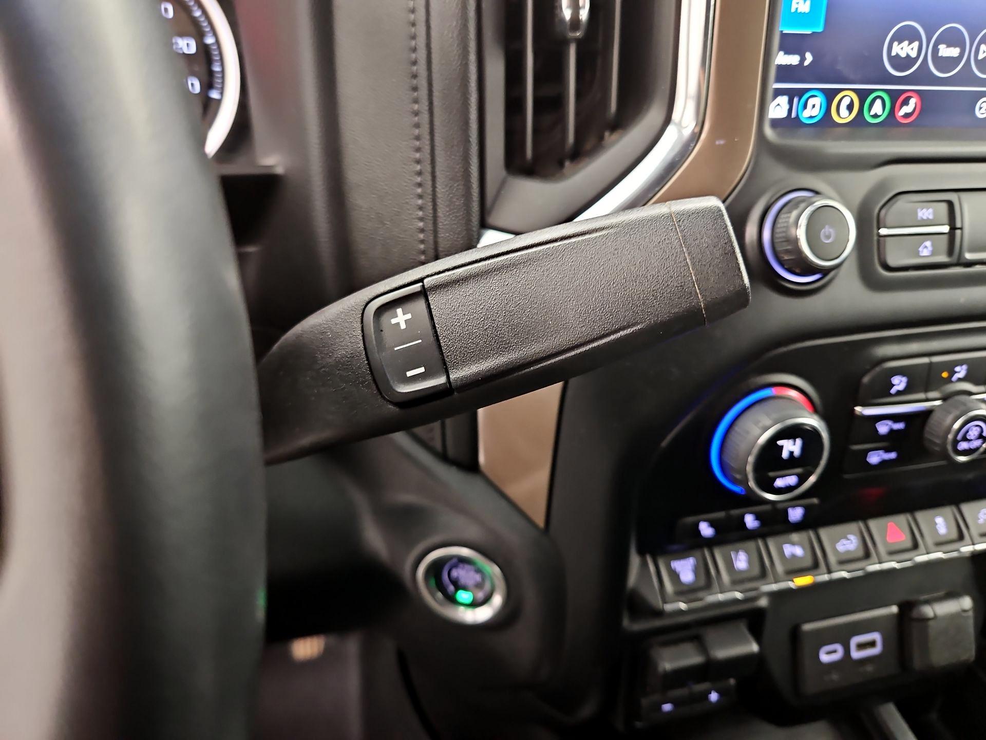 Thumbnail: 2023 Chevrolet Silverado 3500 - 18