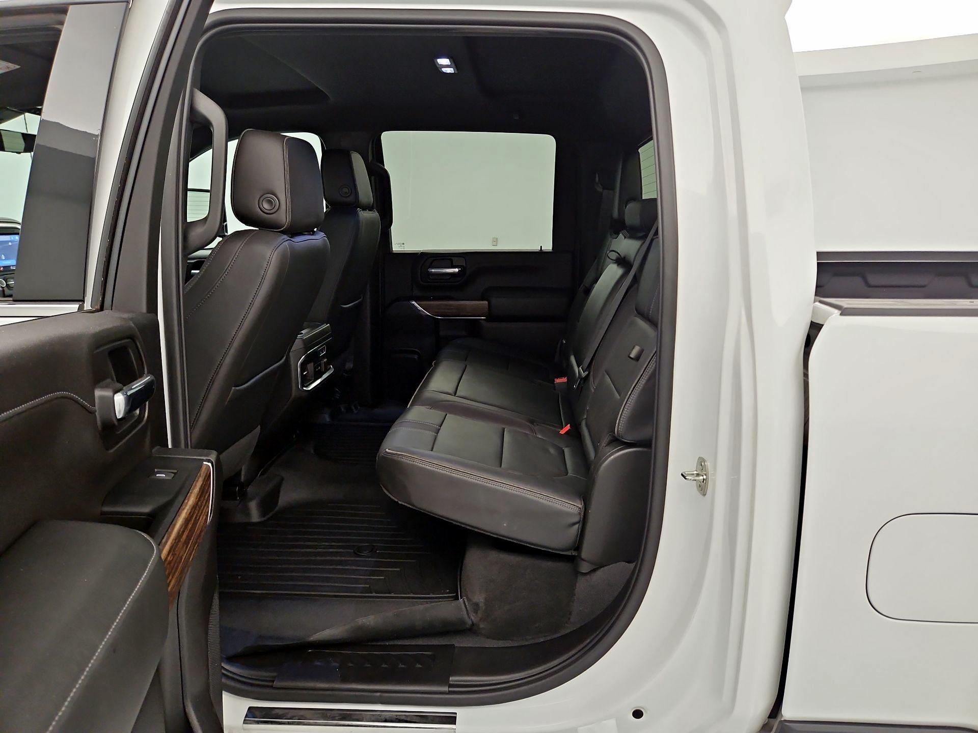 Thumbnail: 2023 Chevrolet Silverado 3500 - 20