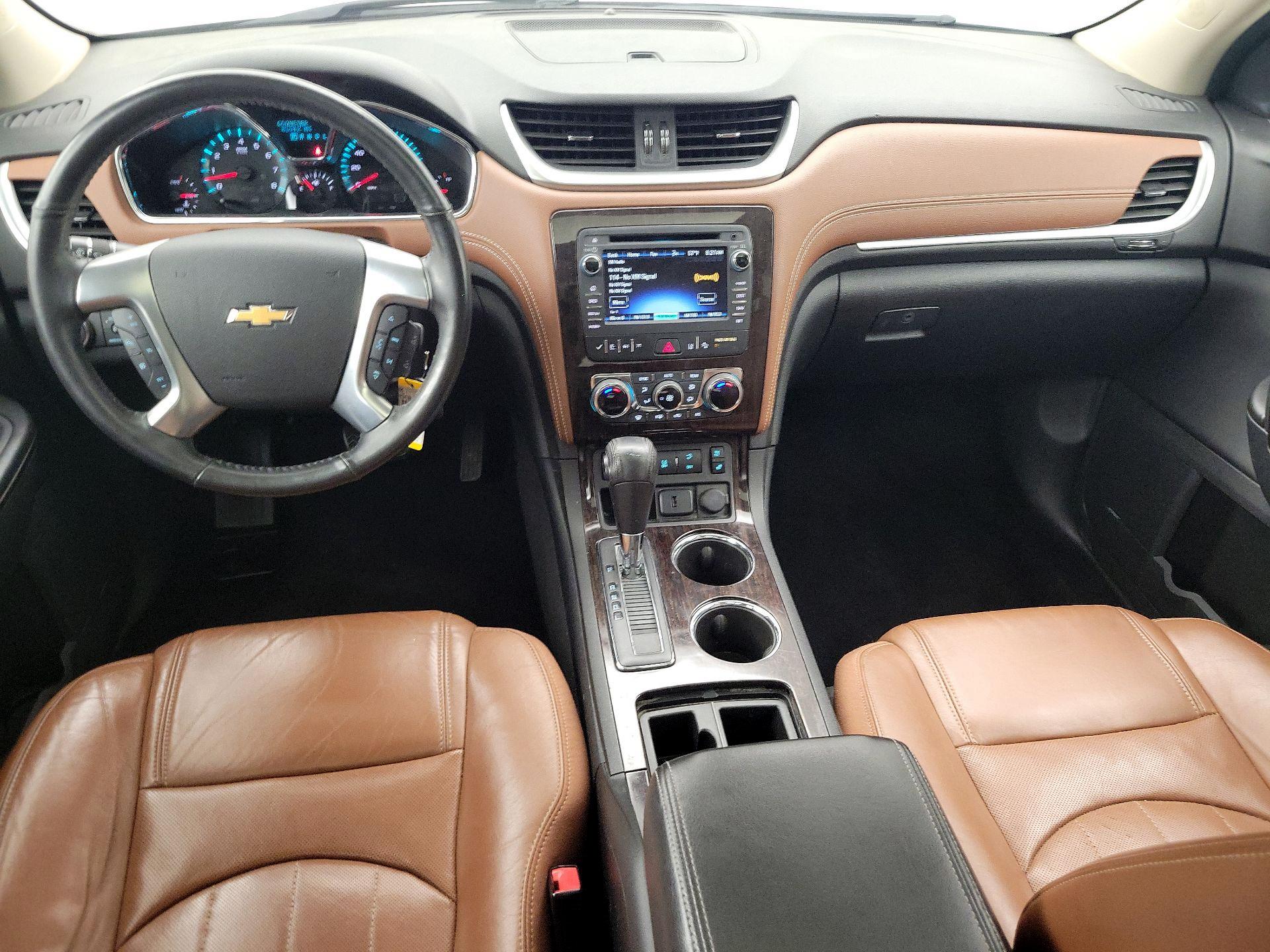 Thumbnail: 2017 Chevrolet Traverse - 9