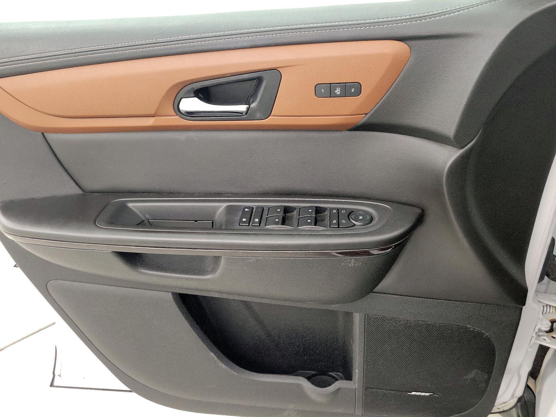 Thumbnail: 2017 Chevrolet Traverse - 12