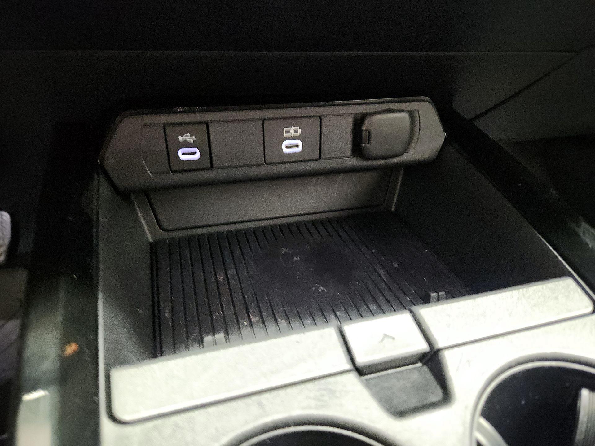 Thumbnail: 2023 Toyota Prius - 18