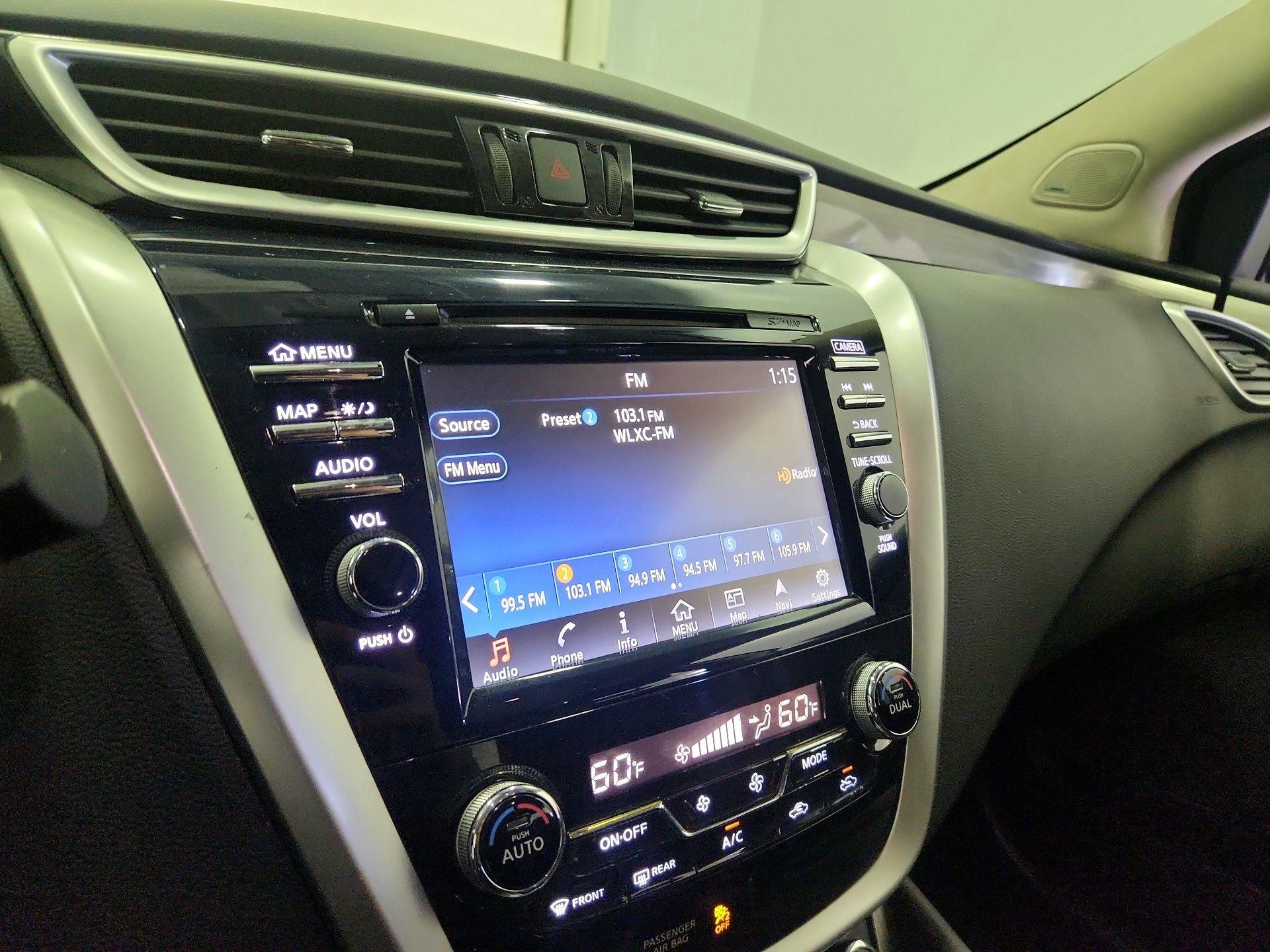 Thumbnail: 2015 Nissan Murano - 16