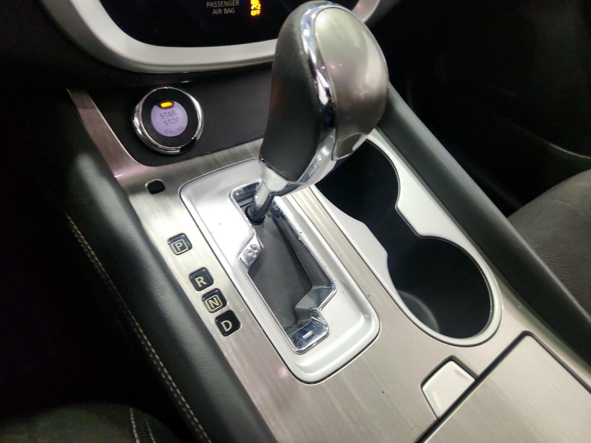 Thumbnail: 2015 Nissan Murano - 18