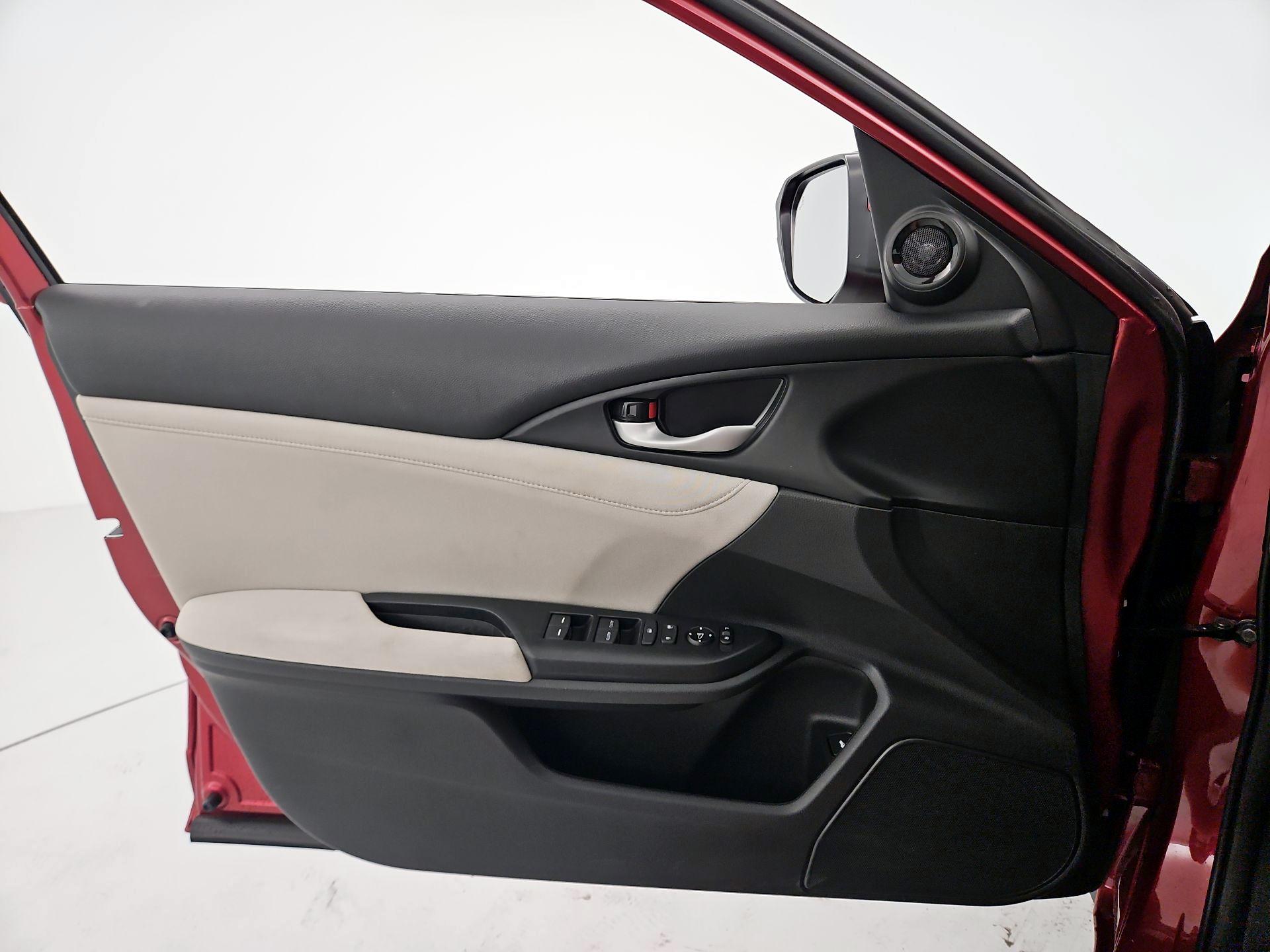 Thumbnail: 2021 Honda Insight - 12