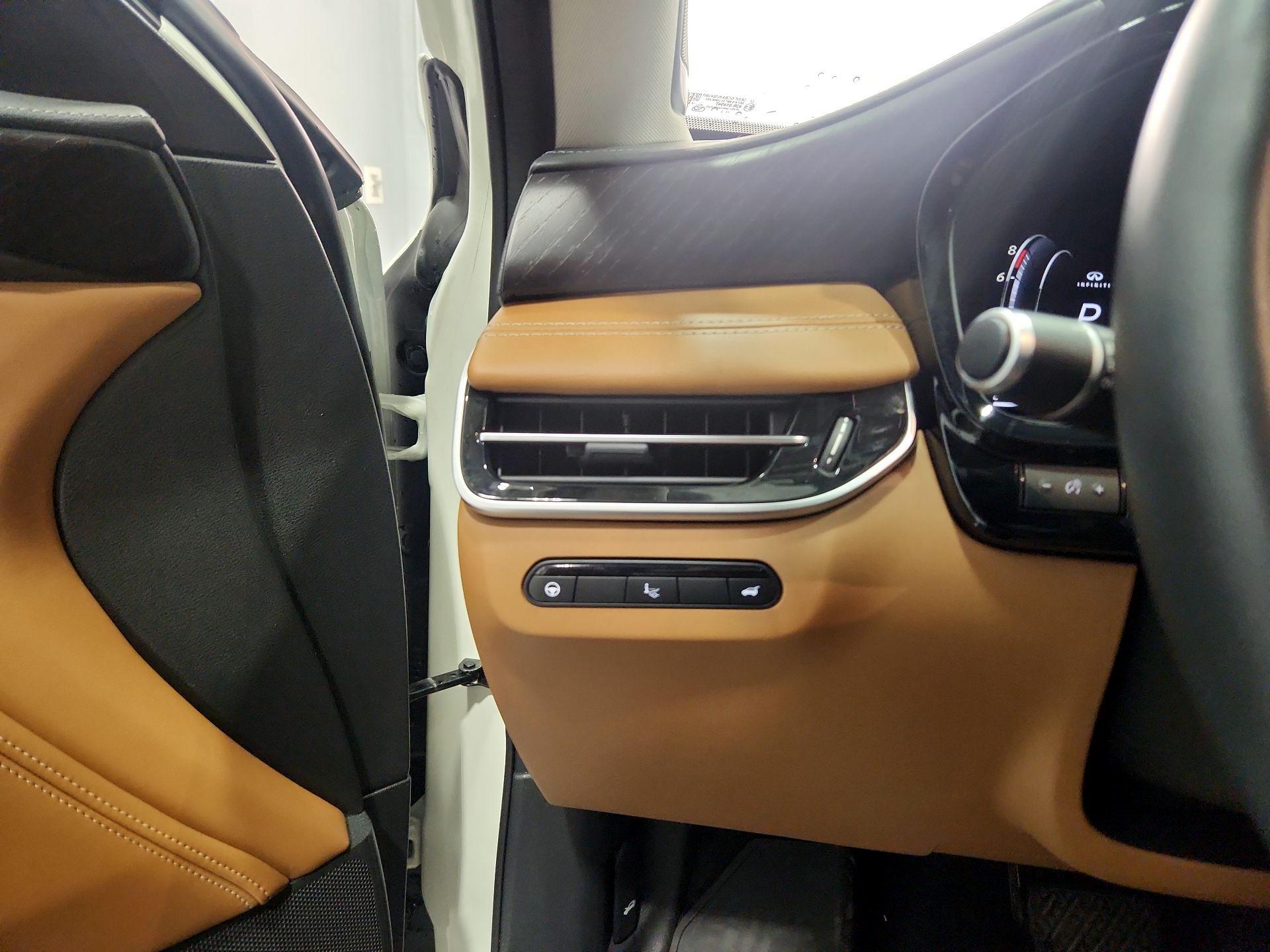 Thumbnail: 2023 INFINITI QX60 - 13