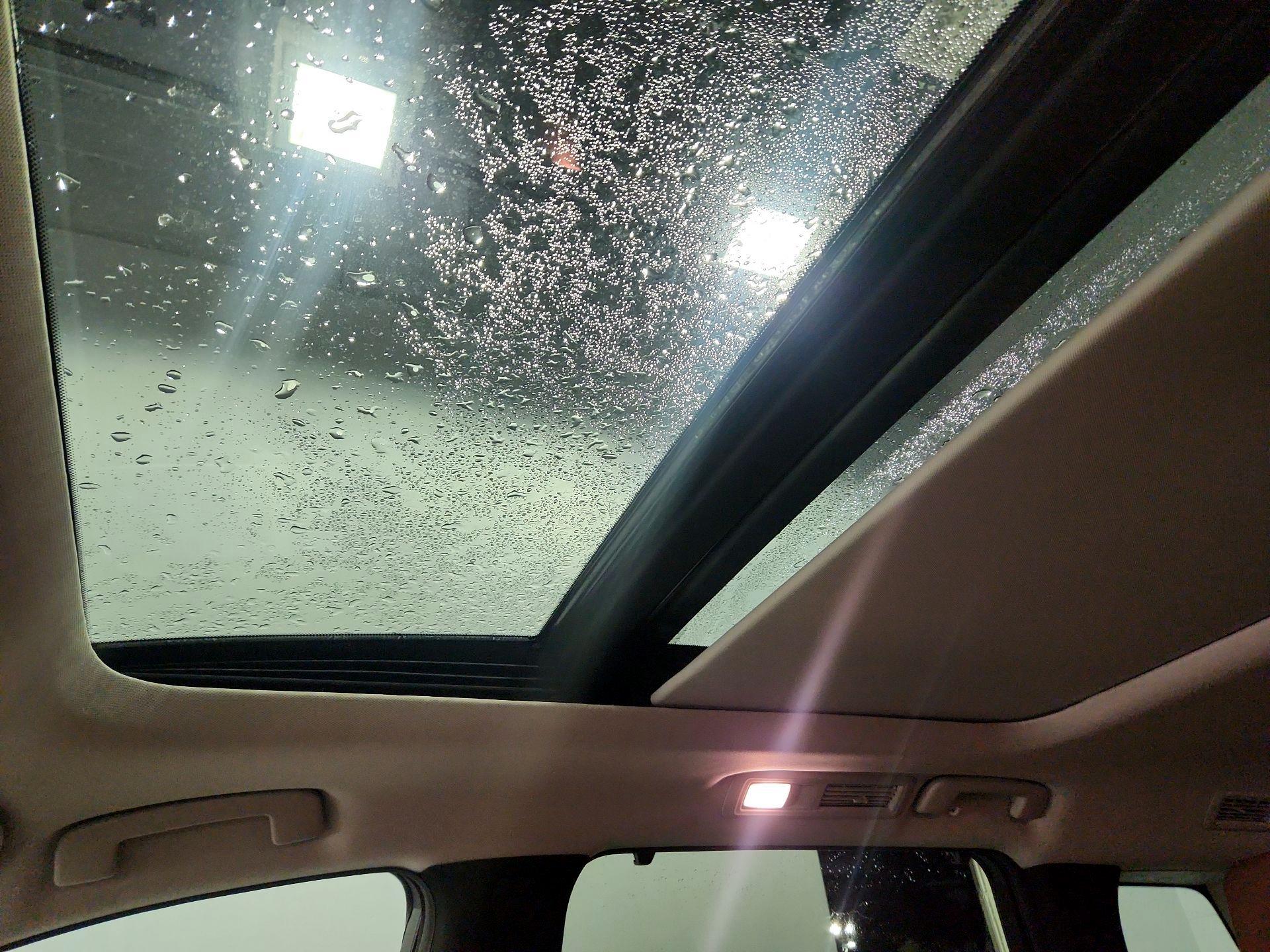 Thumbnail: 2023 INFINITI QX60 - 20