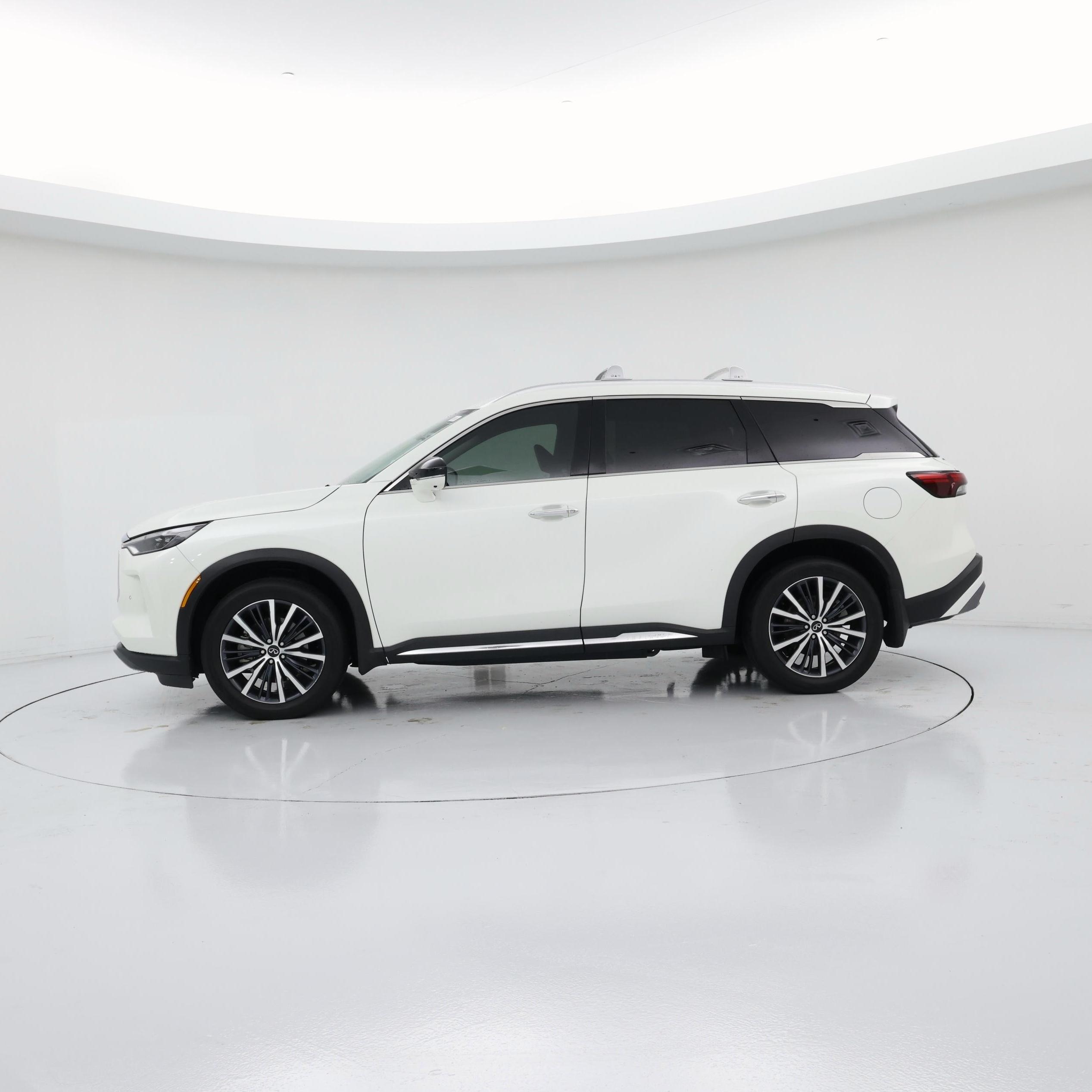 Thumbnail: 2023 INFINITI QX60 - 3