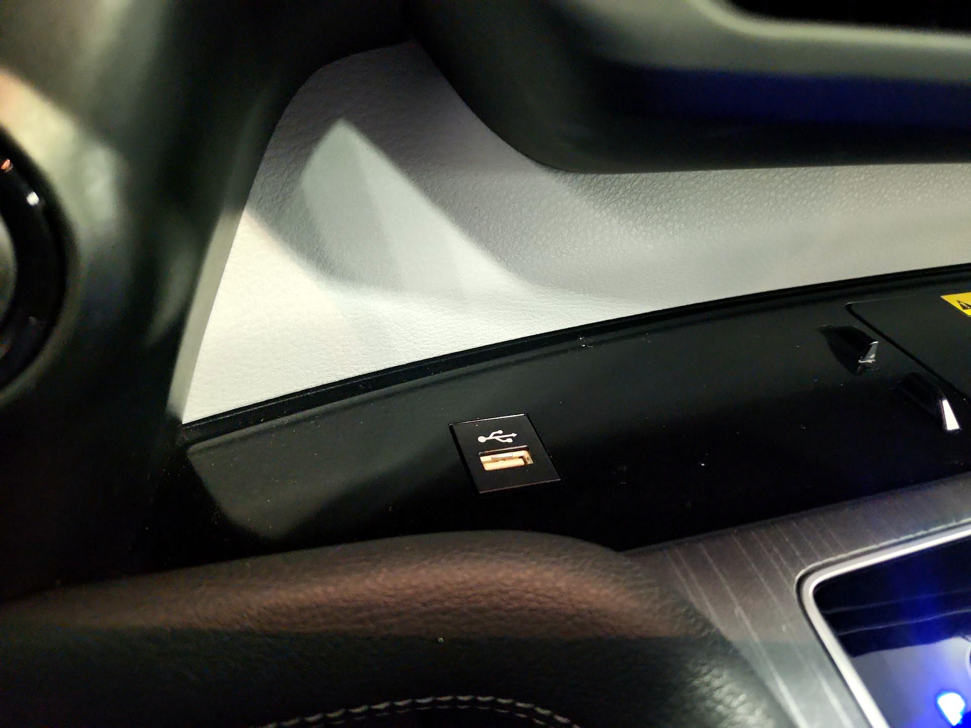 Thumbnail: 2025 Toyota Sienna - 19