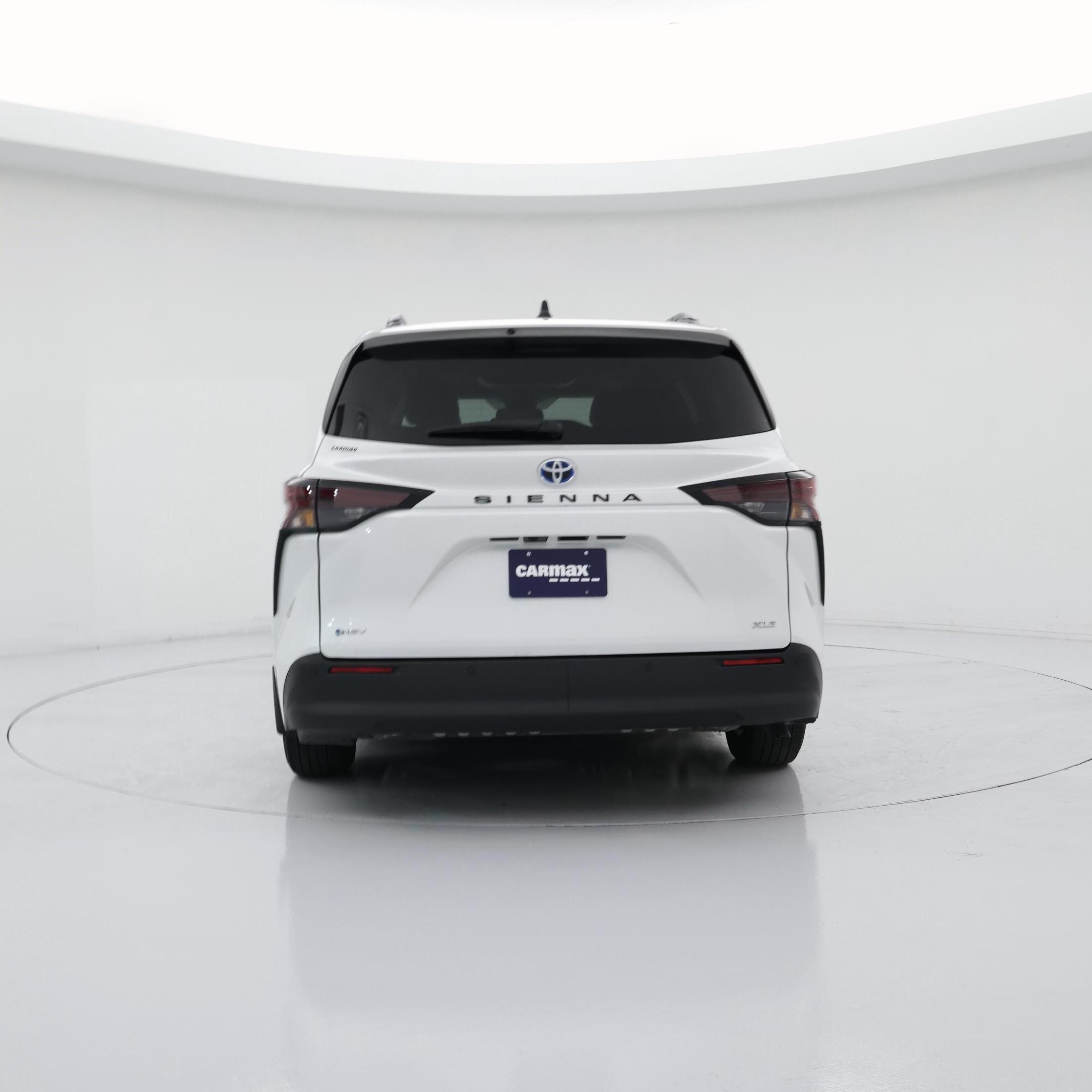 Thumbnail: 2025 Toyota Sienna - 6