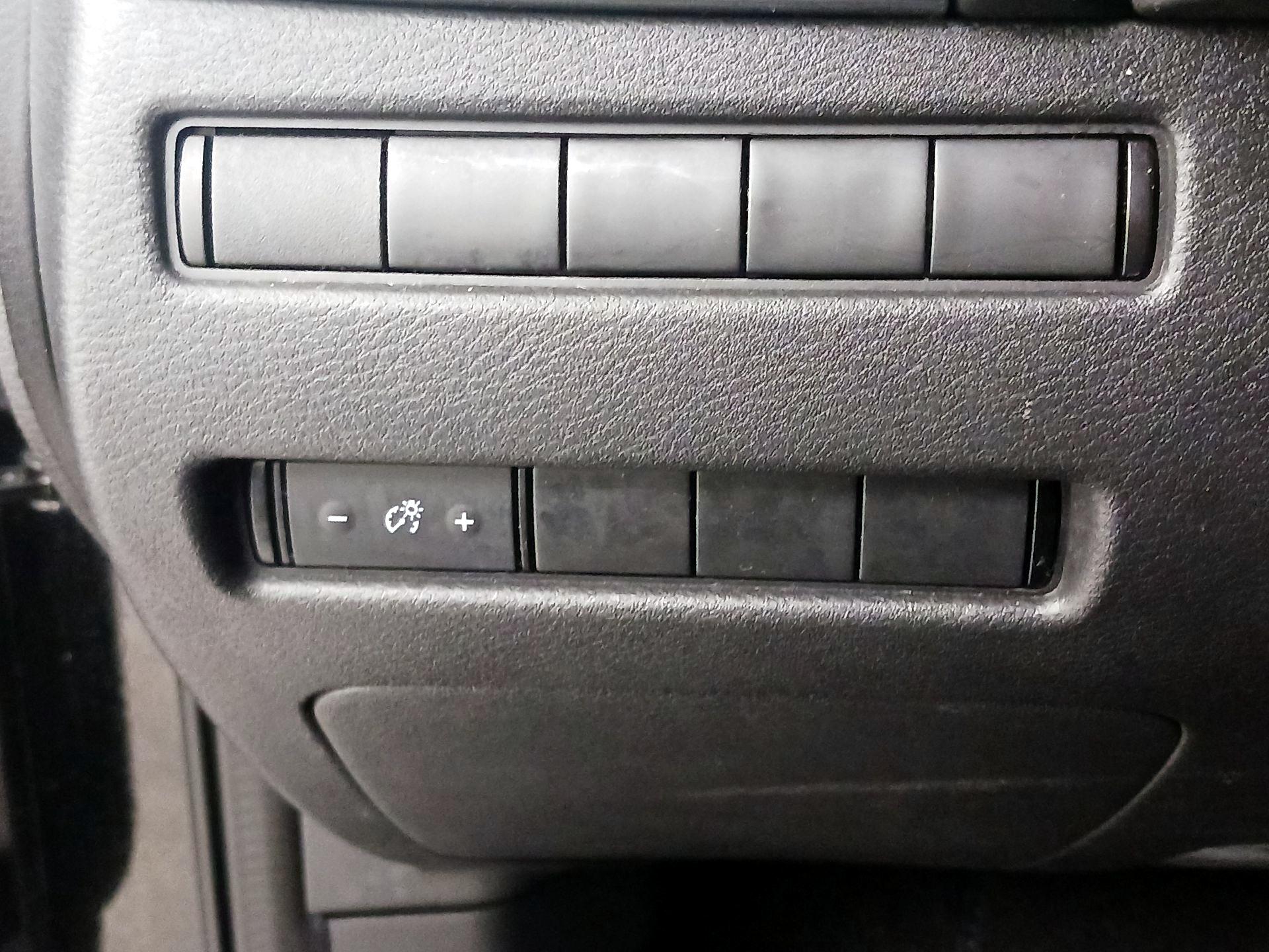 Thumbnail: 2021 Nissan Rogue - 13