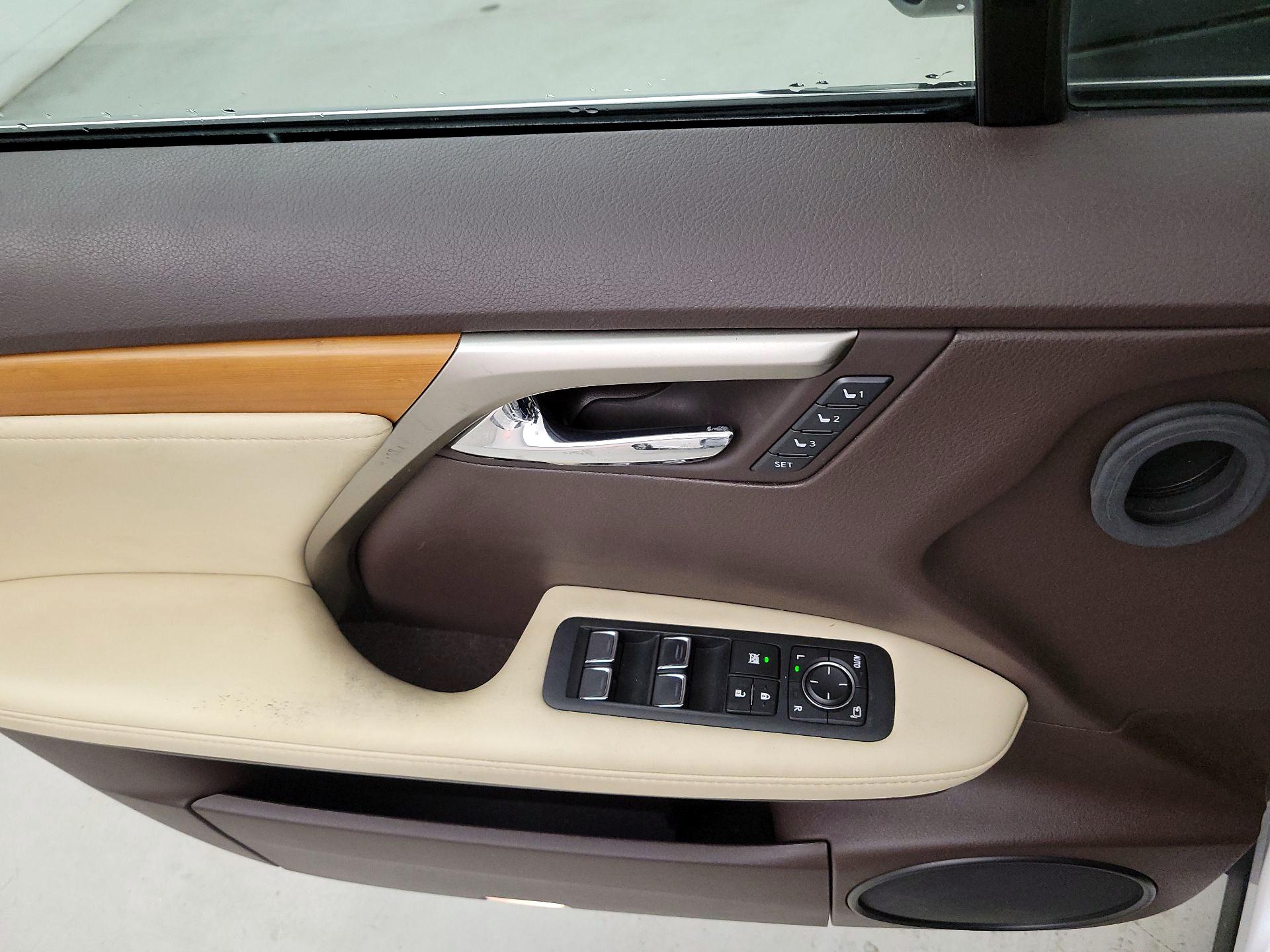 Thumbnail: 2020 Lexus RX - 12