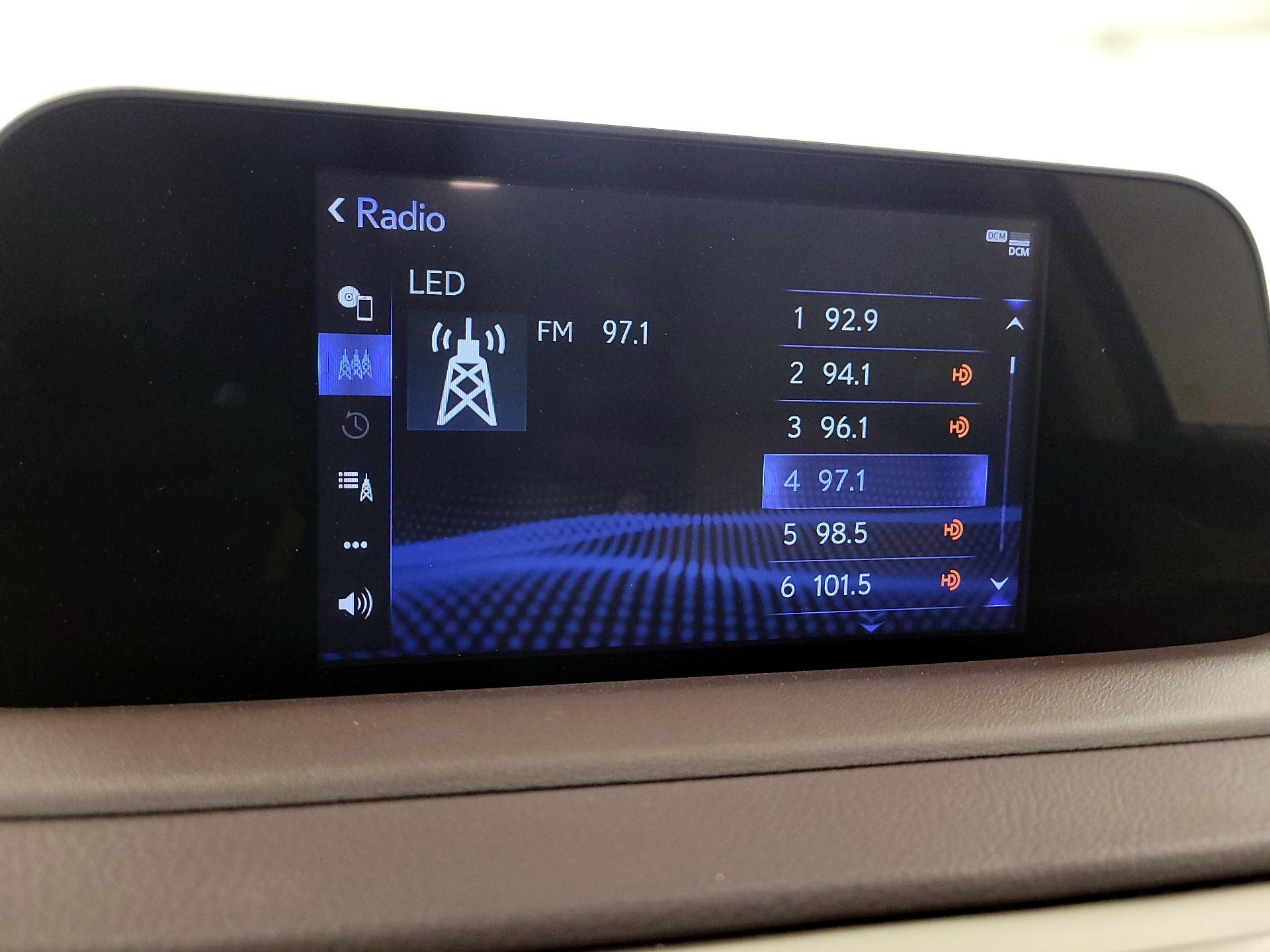 Thumbnail: 2020 Lexus RX - 15