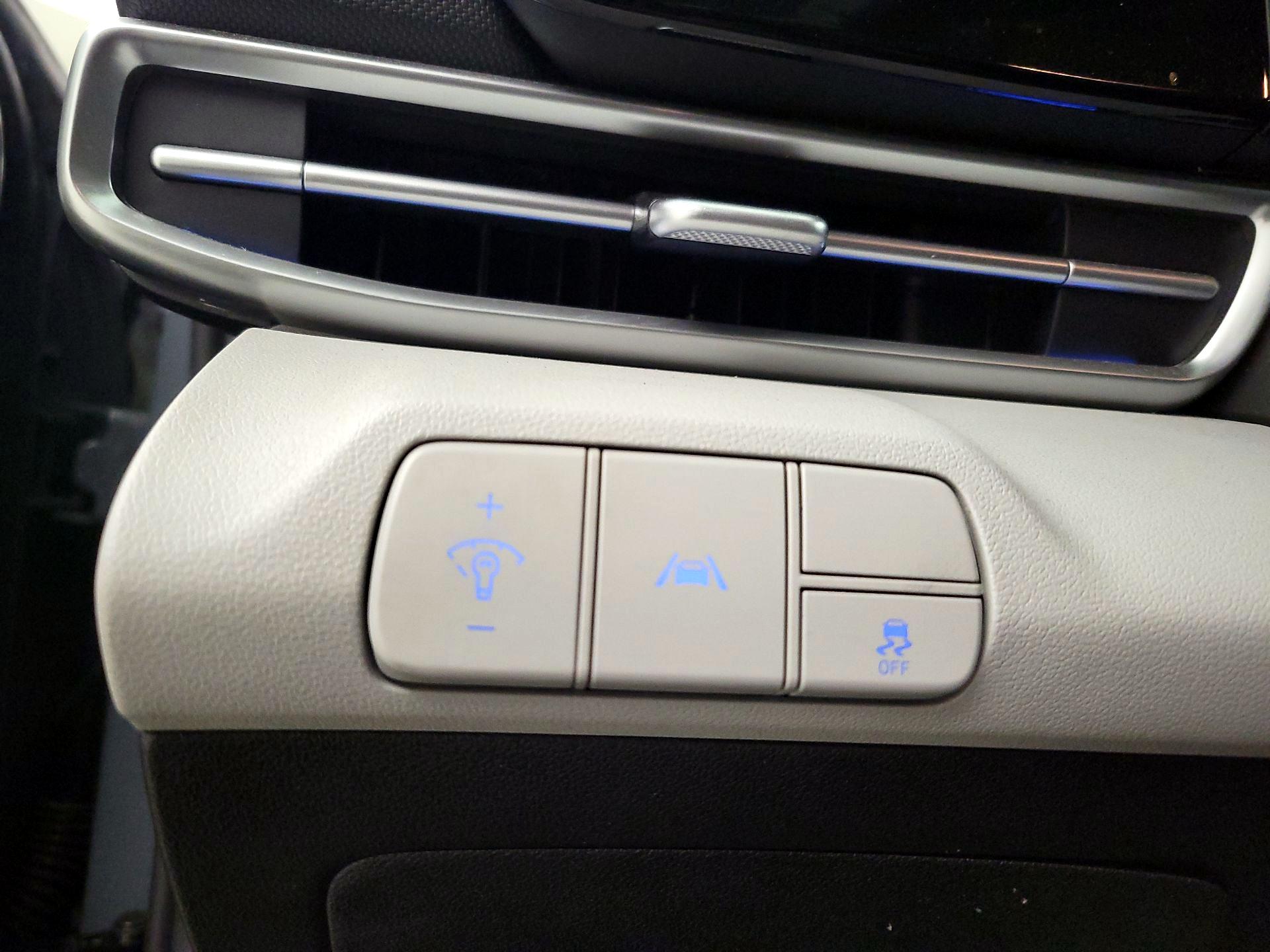 Thumbnail: 2021 Hyundai Elantra - 13