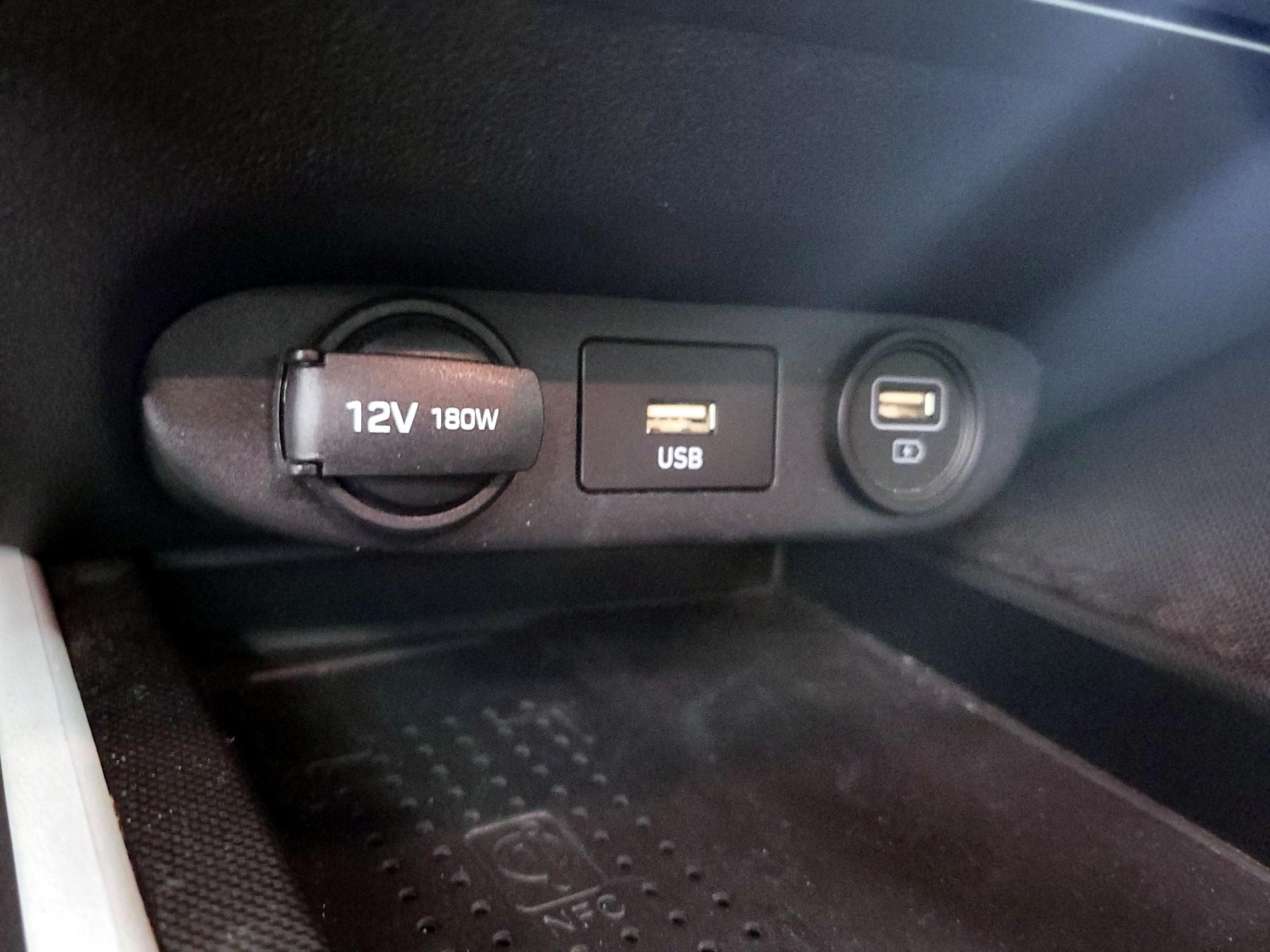 Thumbnail: 2021 Hyundai Elantra - 19