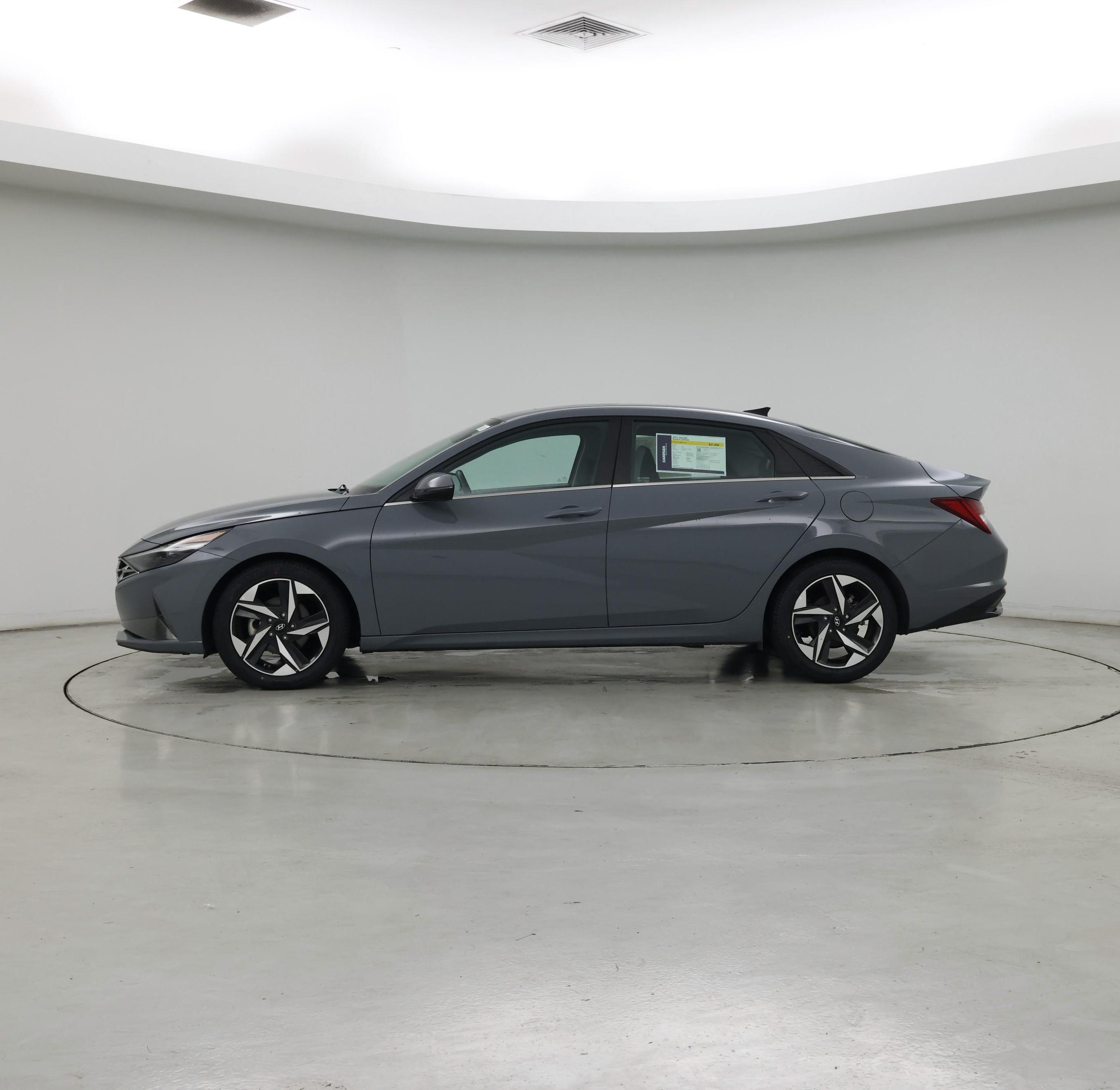 Thumbnail: 2021 Hyundai Elantra - 3