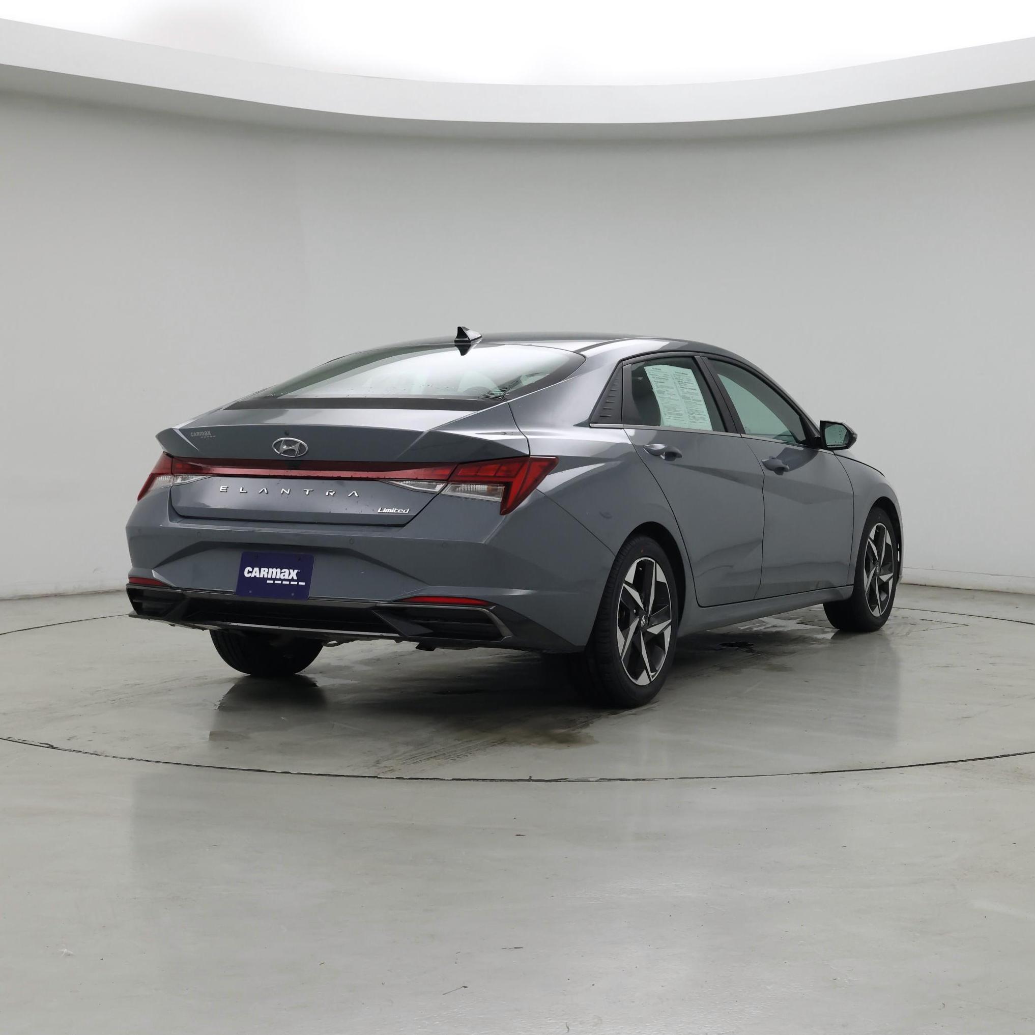 Thumbnail: 2021 Hyundai Elantra - 8