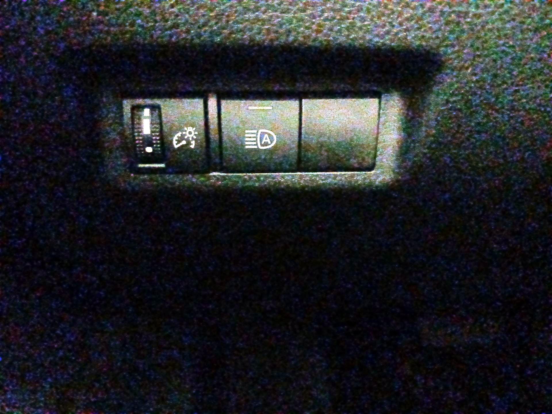 Thumbnail: 2021 Toyota RAV4 - 13