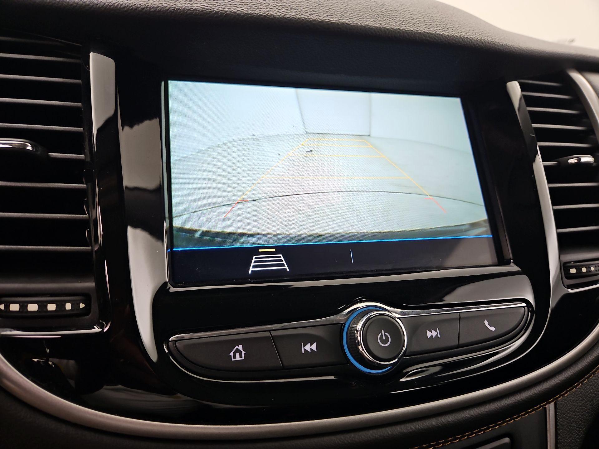 Thumbnail: 2018 Chevrolet Trax - 14