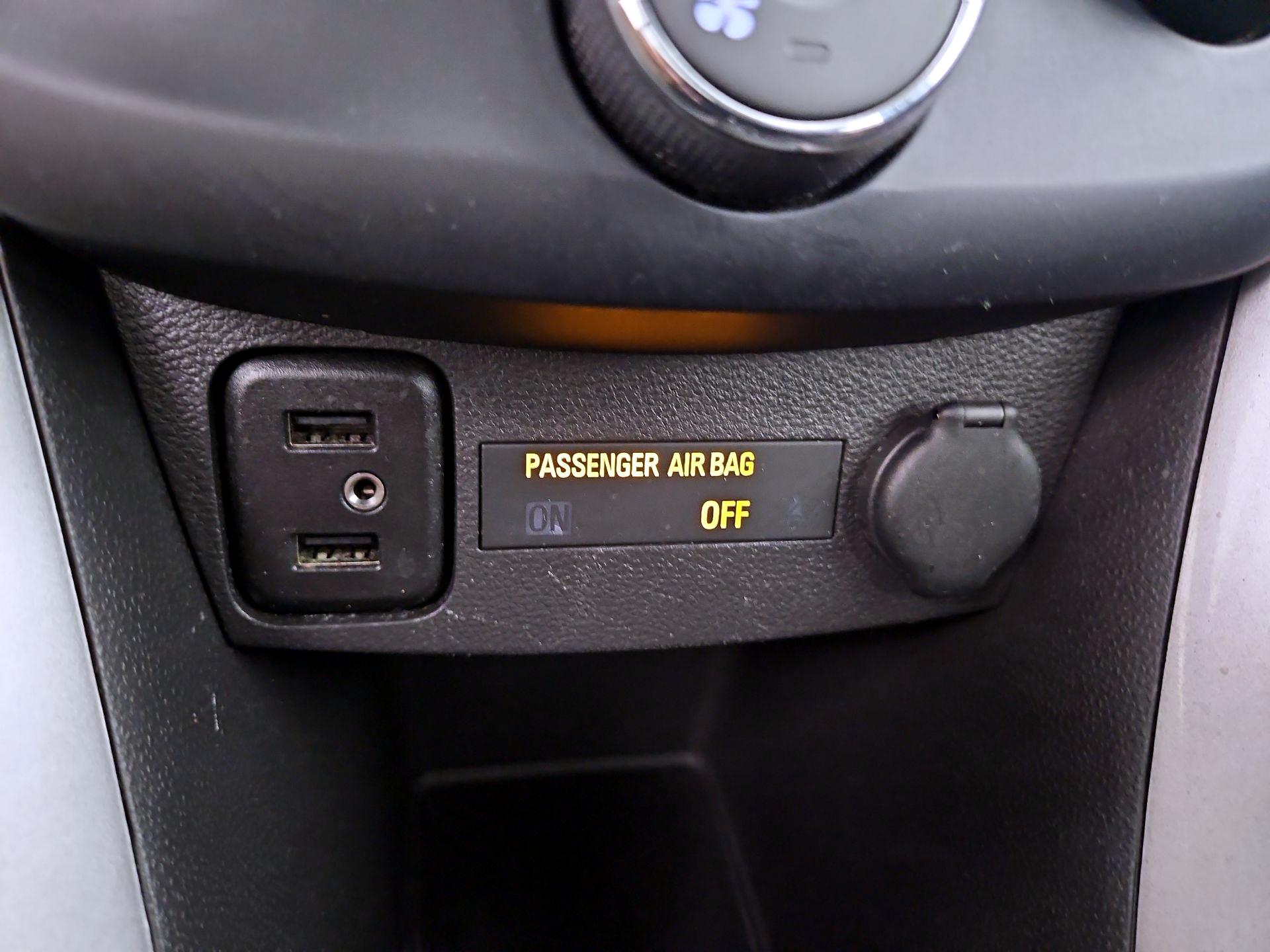 Thumbnail: 2018 Chevrolet Trax - 18