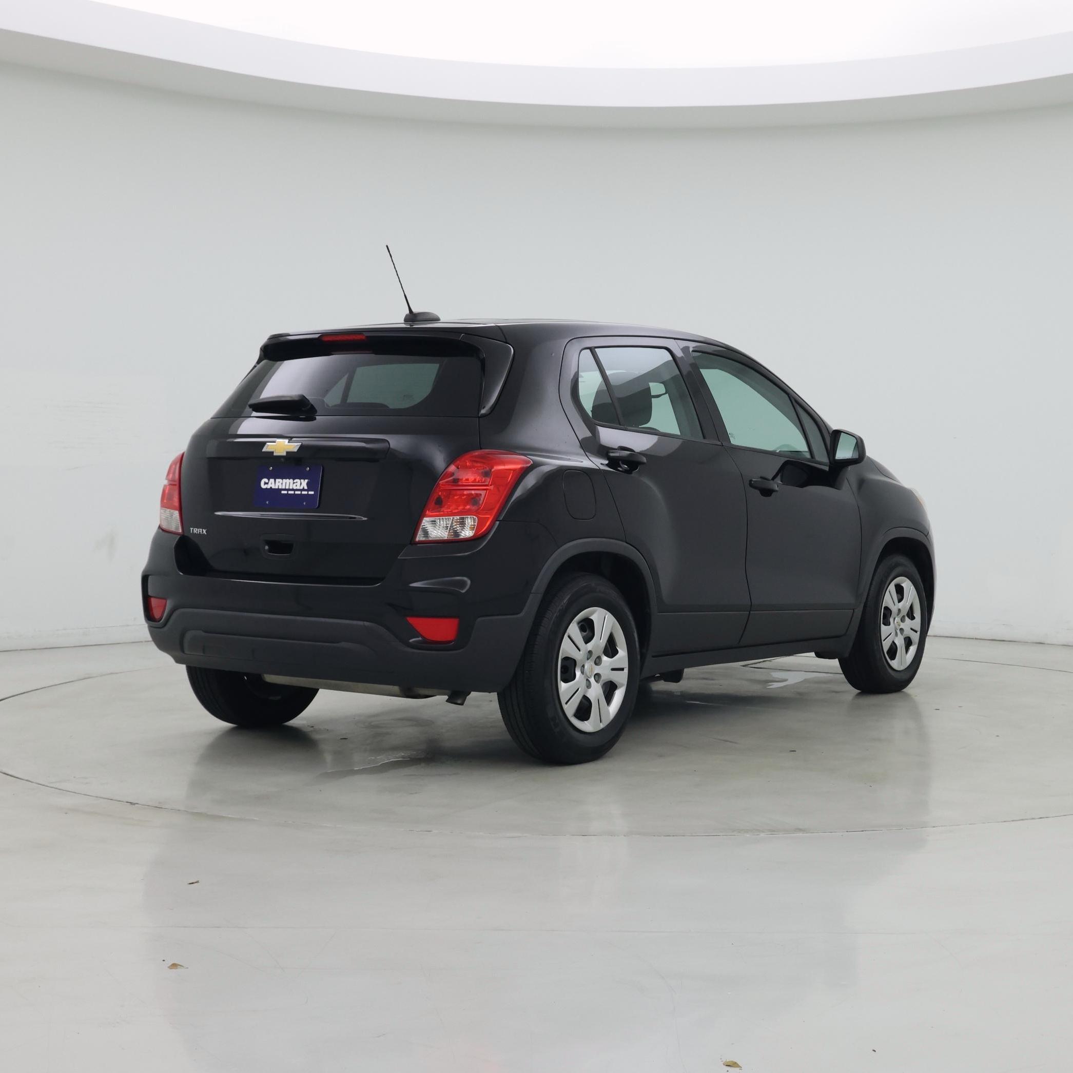 Thumbnail: 2018 Chevrolet Trax - 8